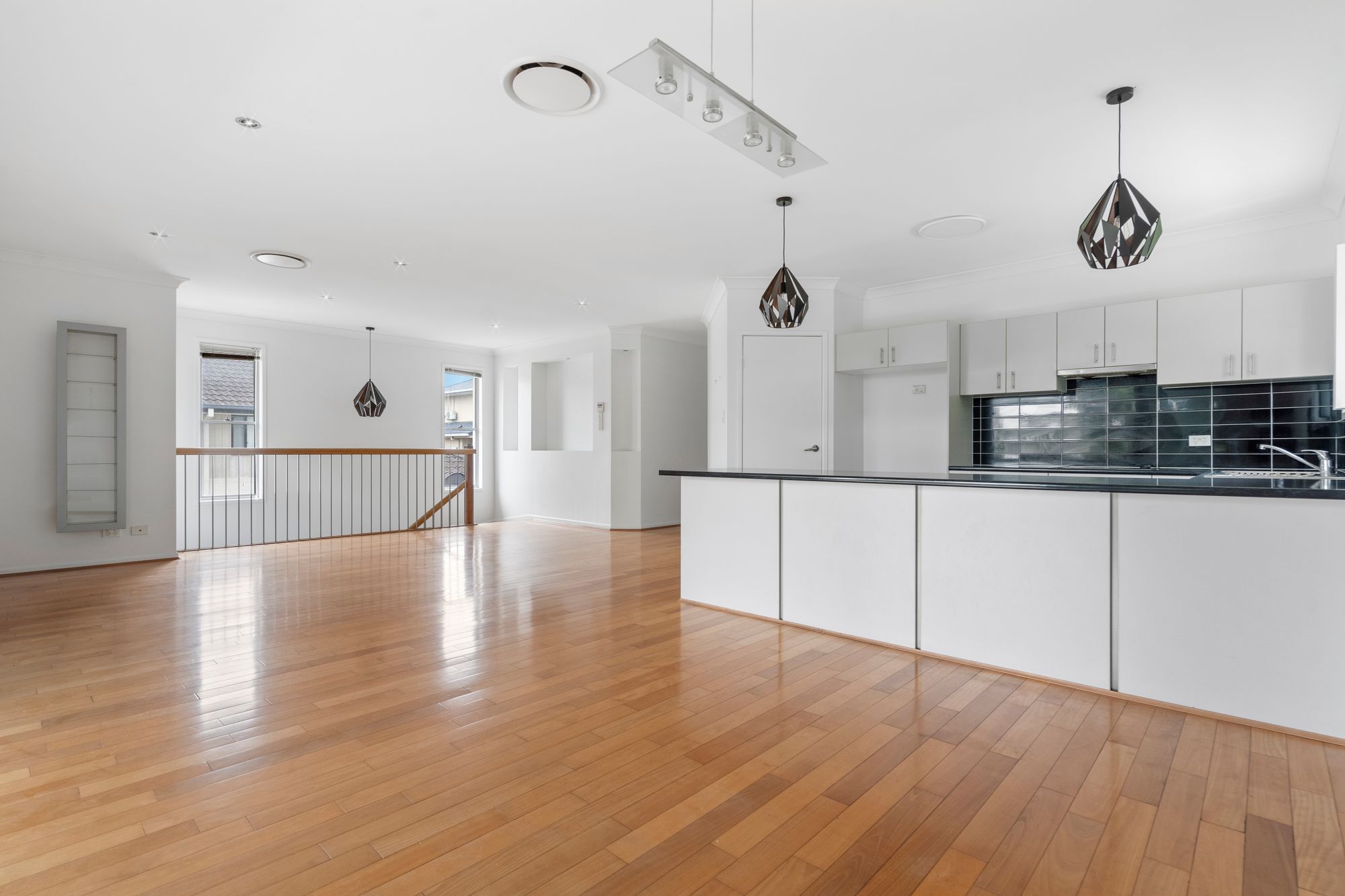 17 Ellendale Circuit, Eight Mile Plains Sold by Aurora Property - image 6