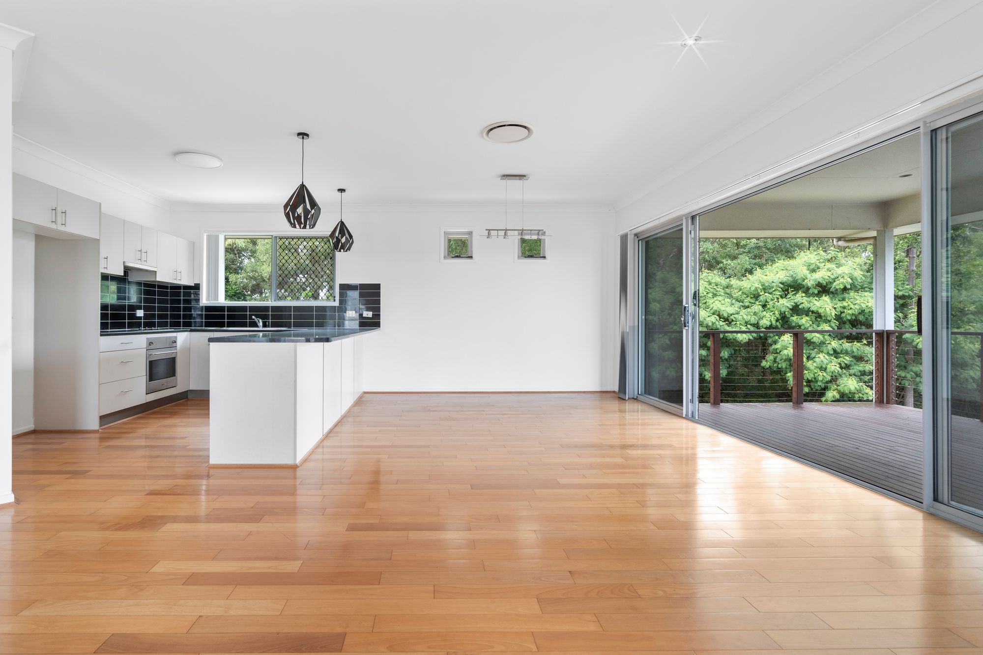17 Ellendale Circuit, Eight Mile Plains Sold by Aurora Property - image 9