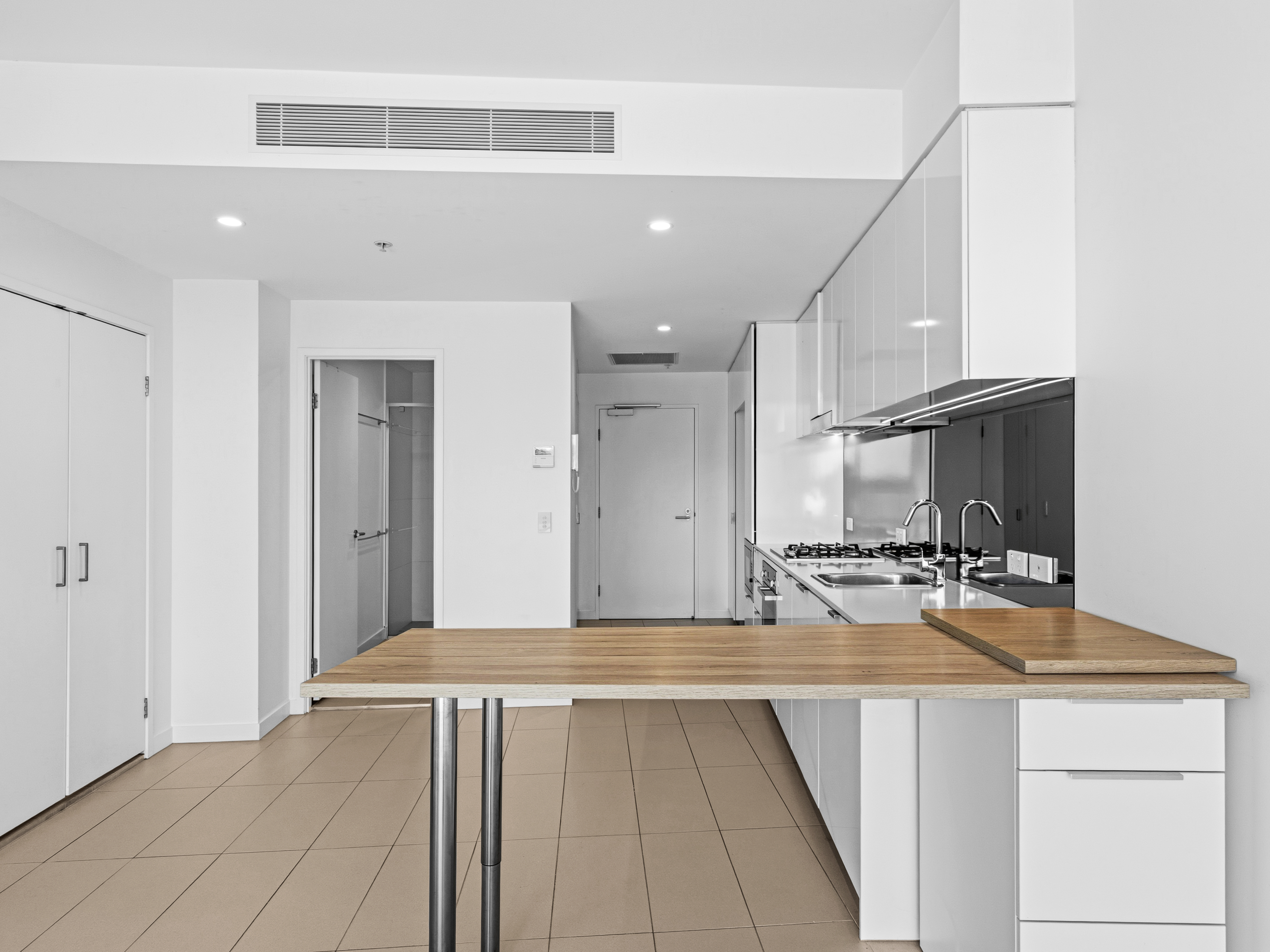 10703/88 Doggett Street, Newstead Sold by Aurora Property - image 3