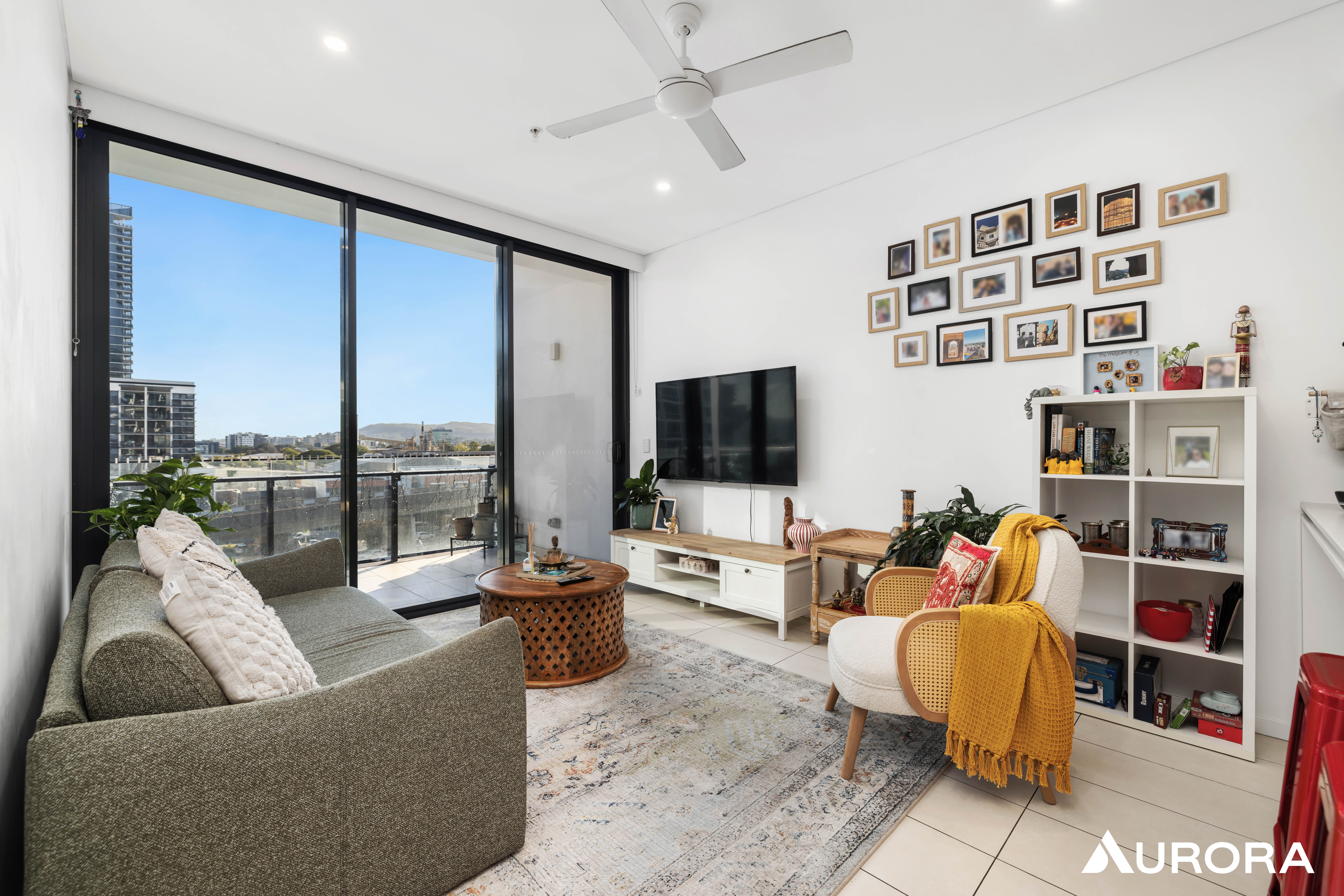 507/19 Hope Street, South Brisbane Sold by Aurora Property