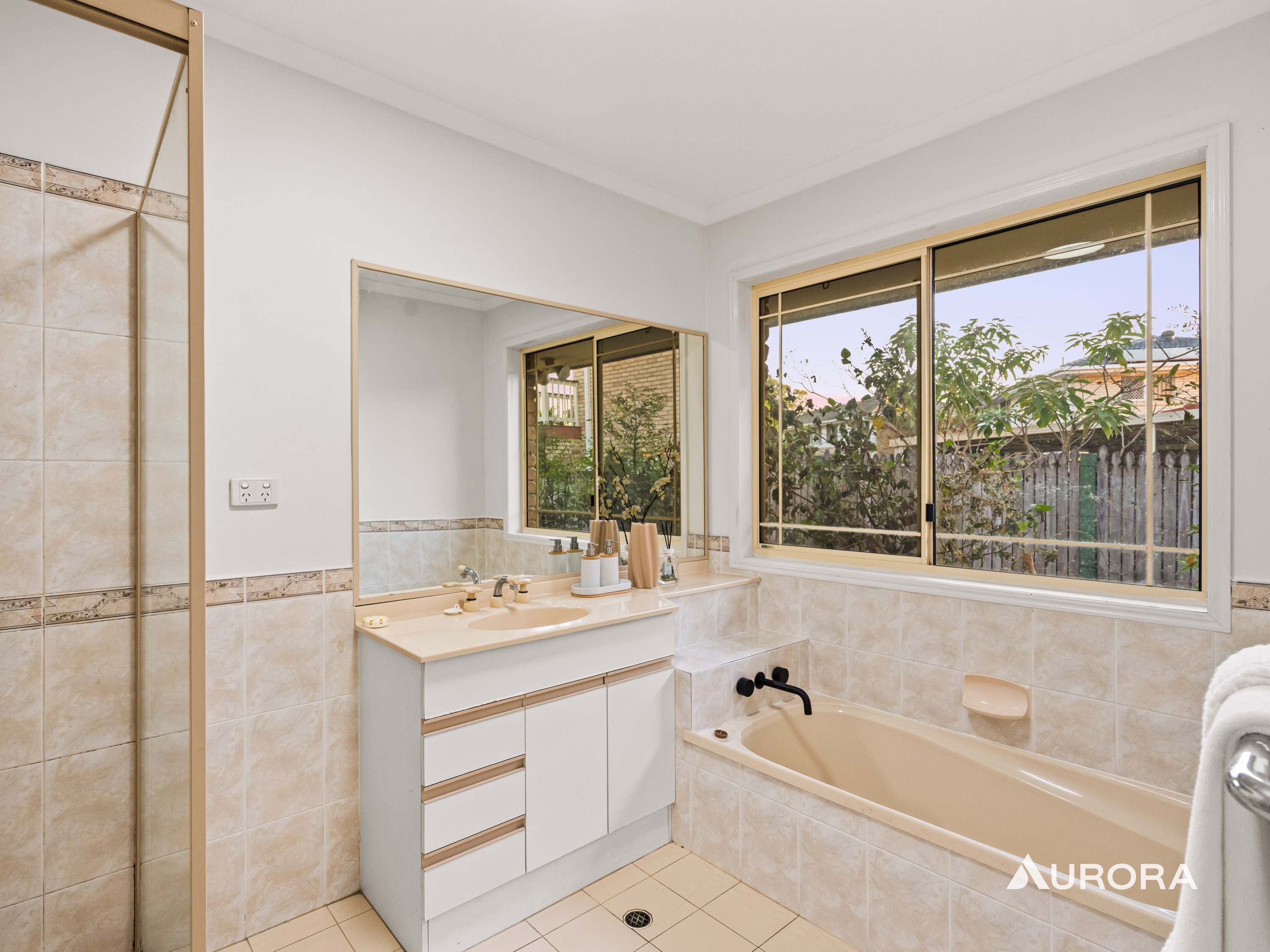 2 Jacaranda Place, Eight Mile Plains Sold by Aurora Property - image 17