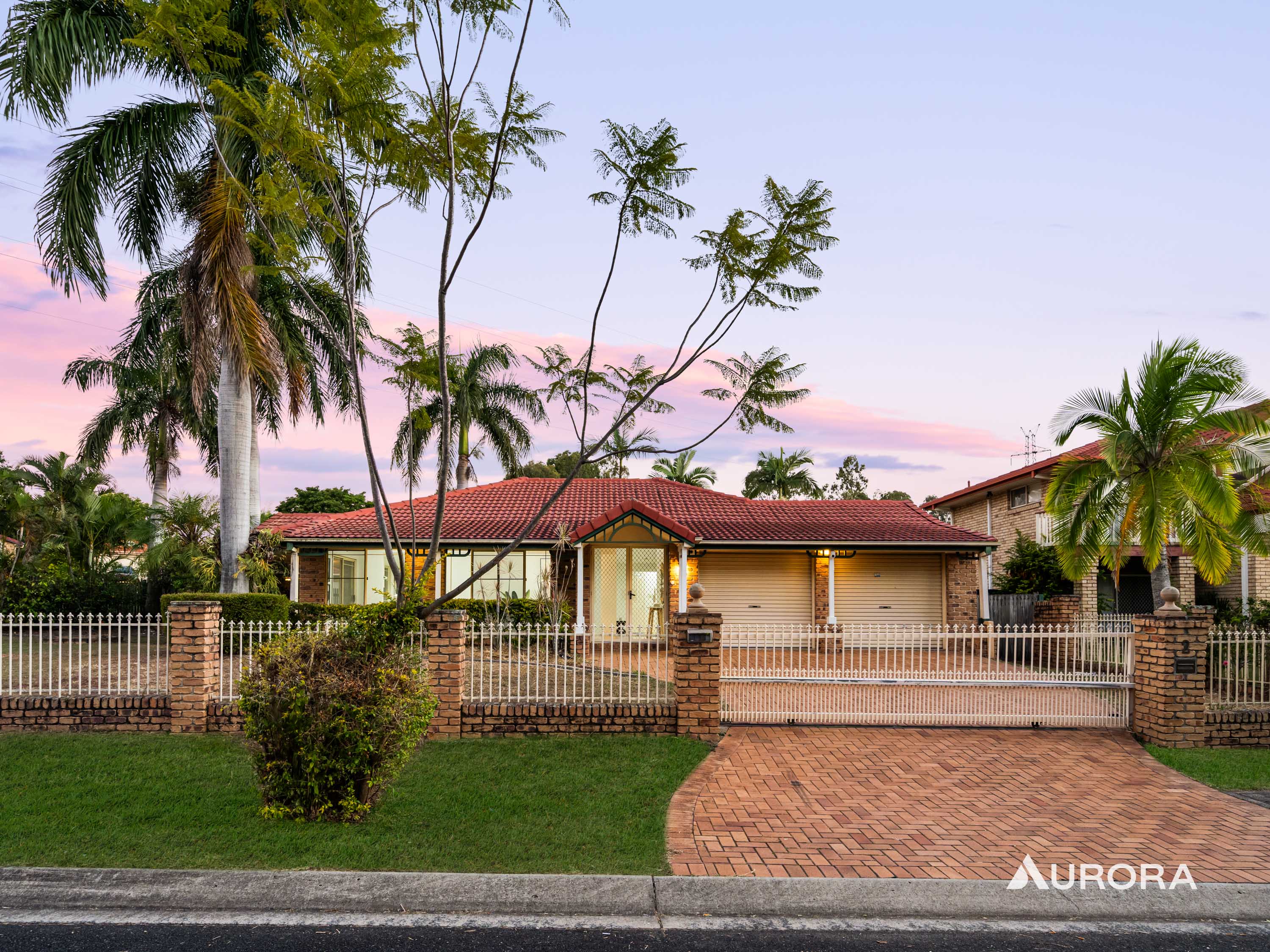 2 Jacaranda Place, Eight Mile Plains Sold by Aurora Property