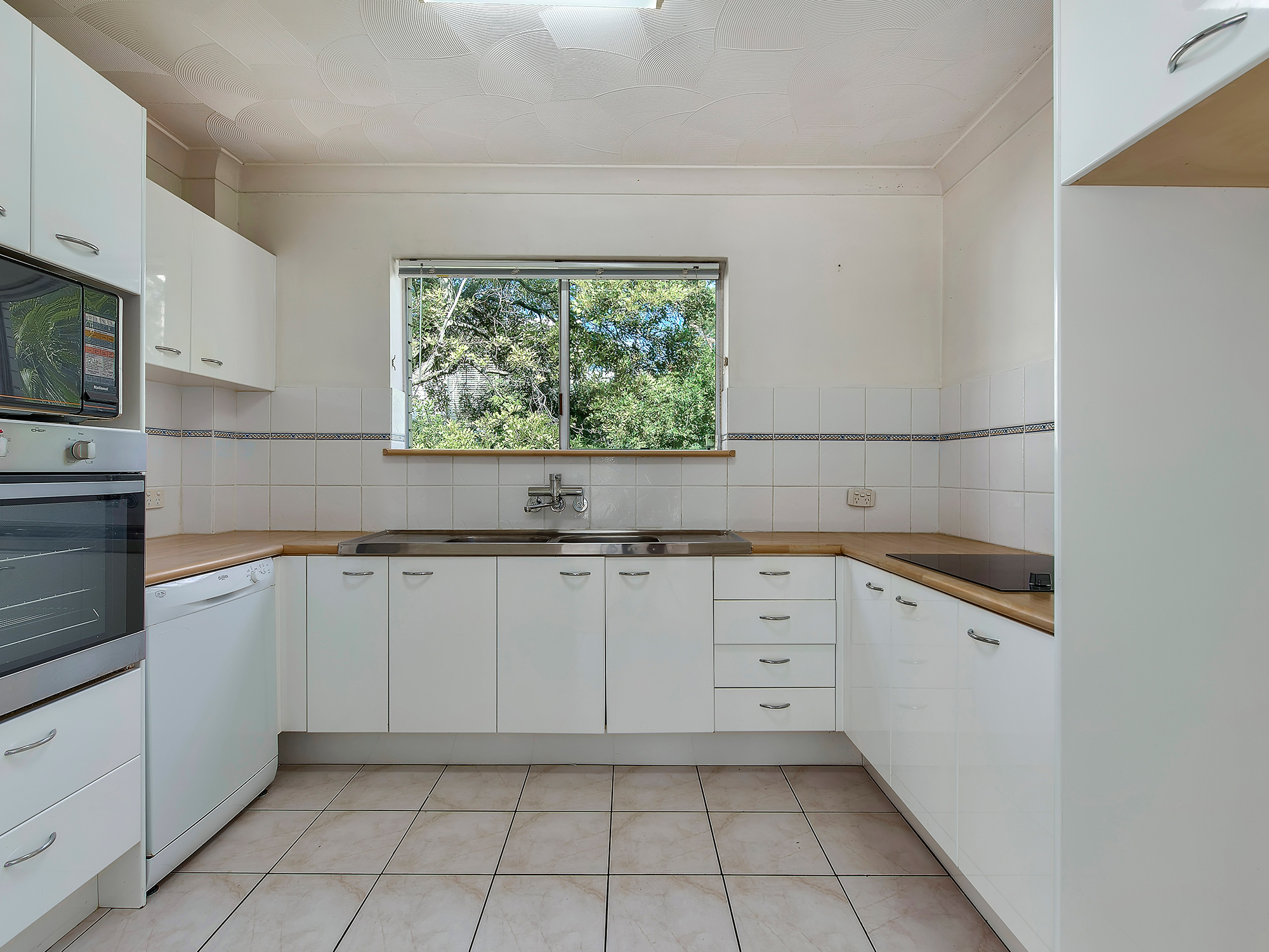 3/28 Bourne Street, Clayfield Sold by Aurora Property - image 5