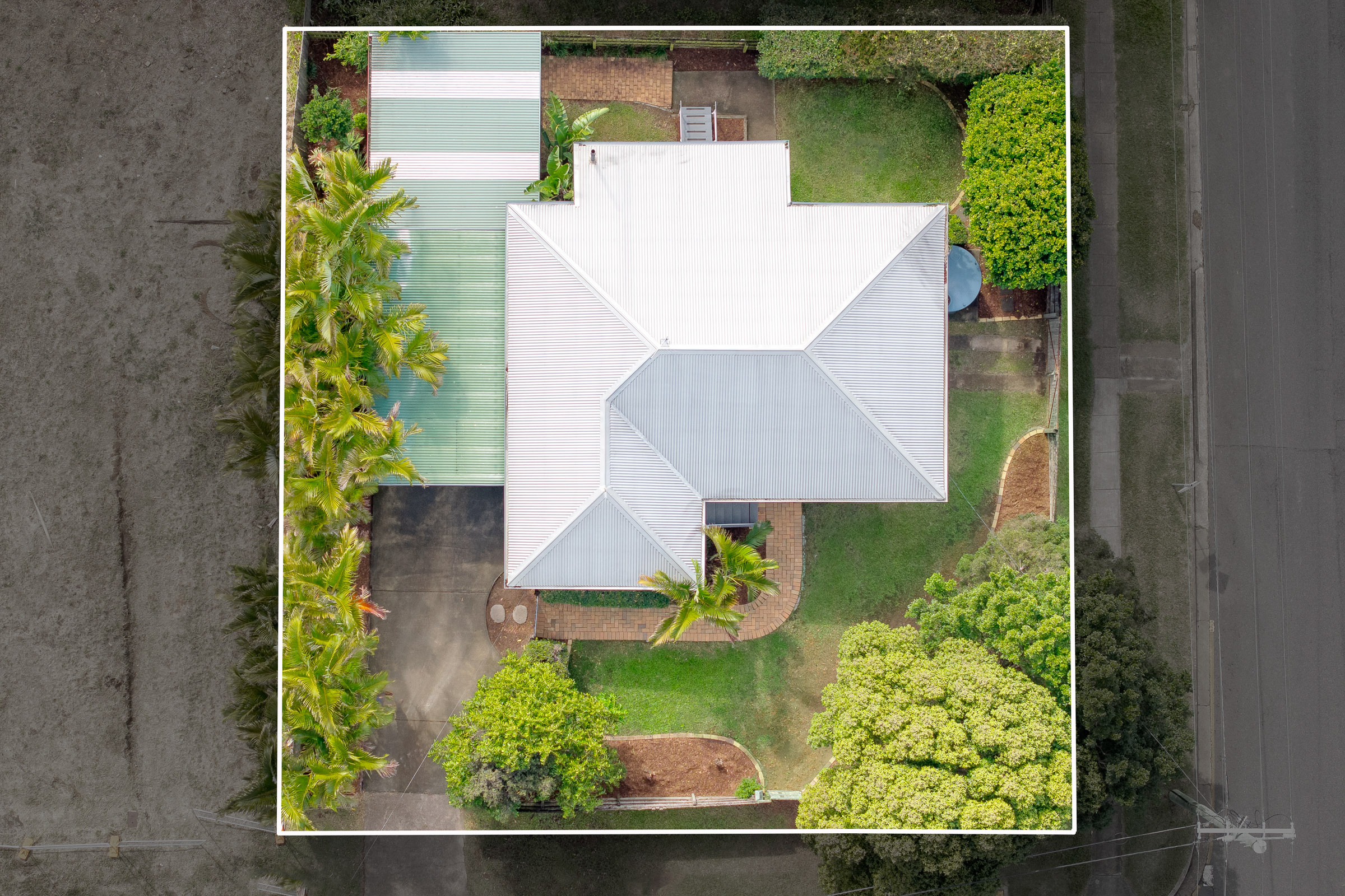 50 Marvin Street, Holland Park West Sold by Aurora Property - image 15