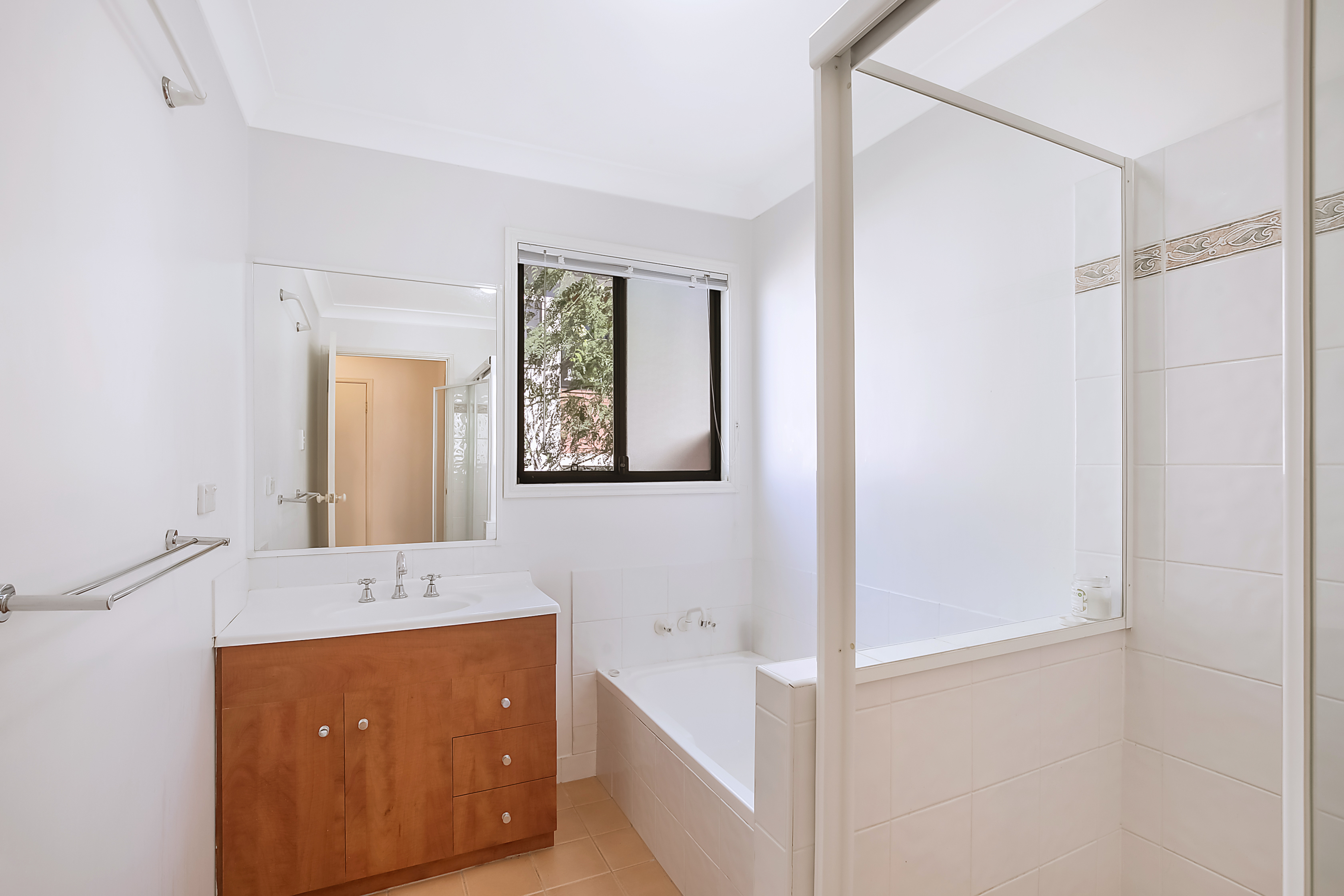2/55 Jones Road, Carina Heights Sold by Aurora Property - image 9