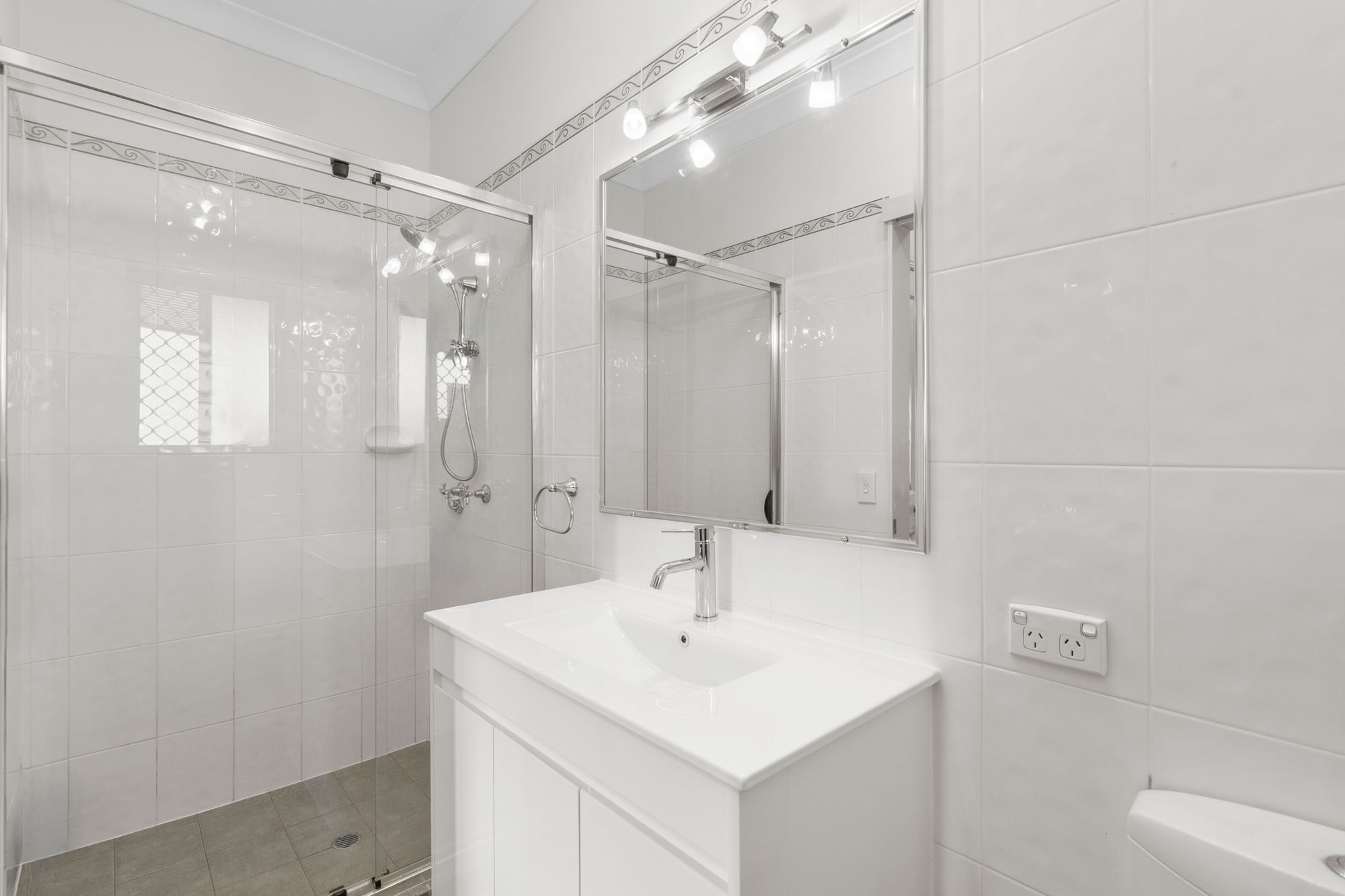 3 Treeview Lane, Springfield Lakes For Sale by Aurora Property - image 9
