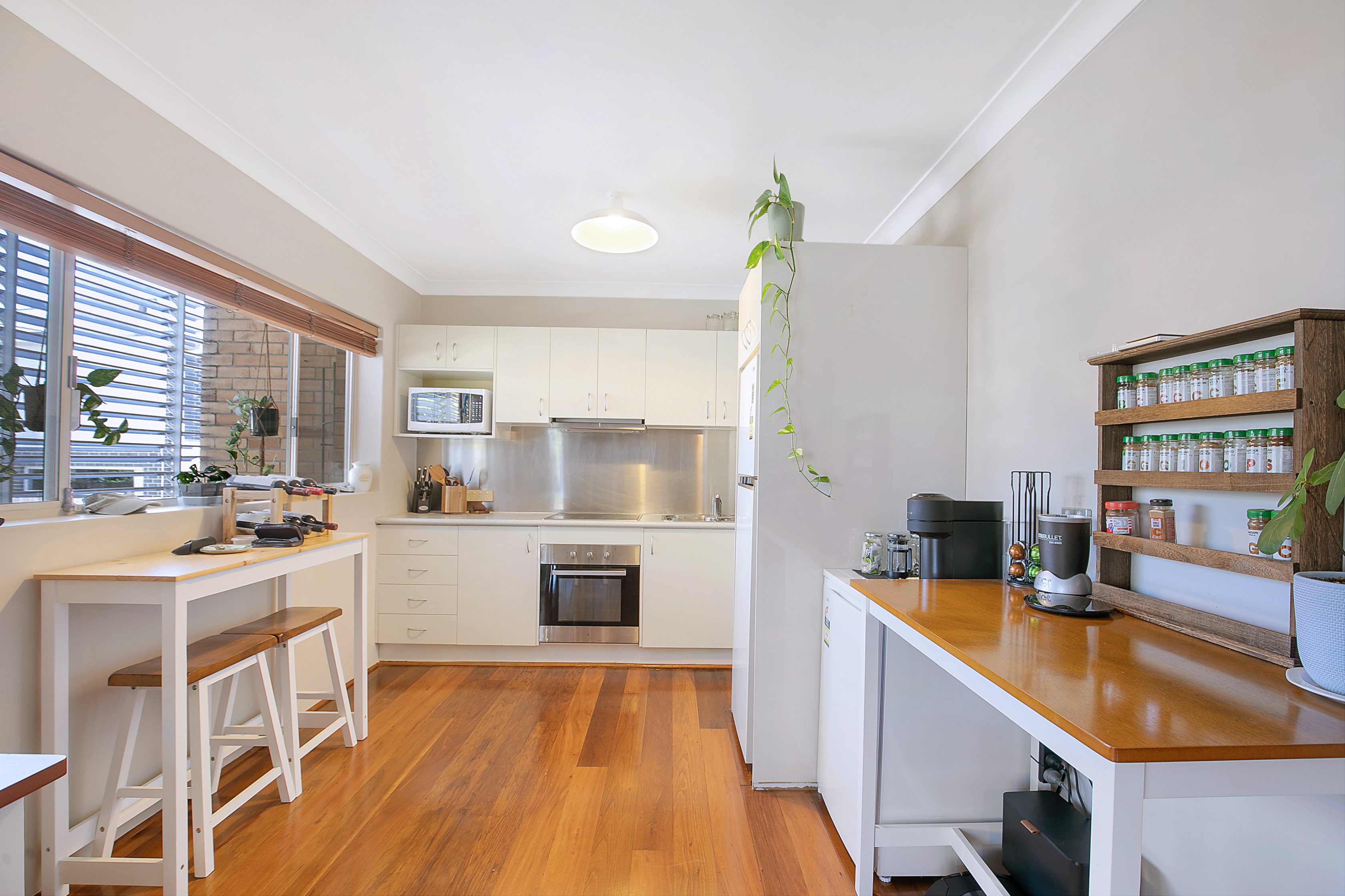 5/117 Chatsworth Road, Coorparoo Sold by Aurora Property - image 2