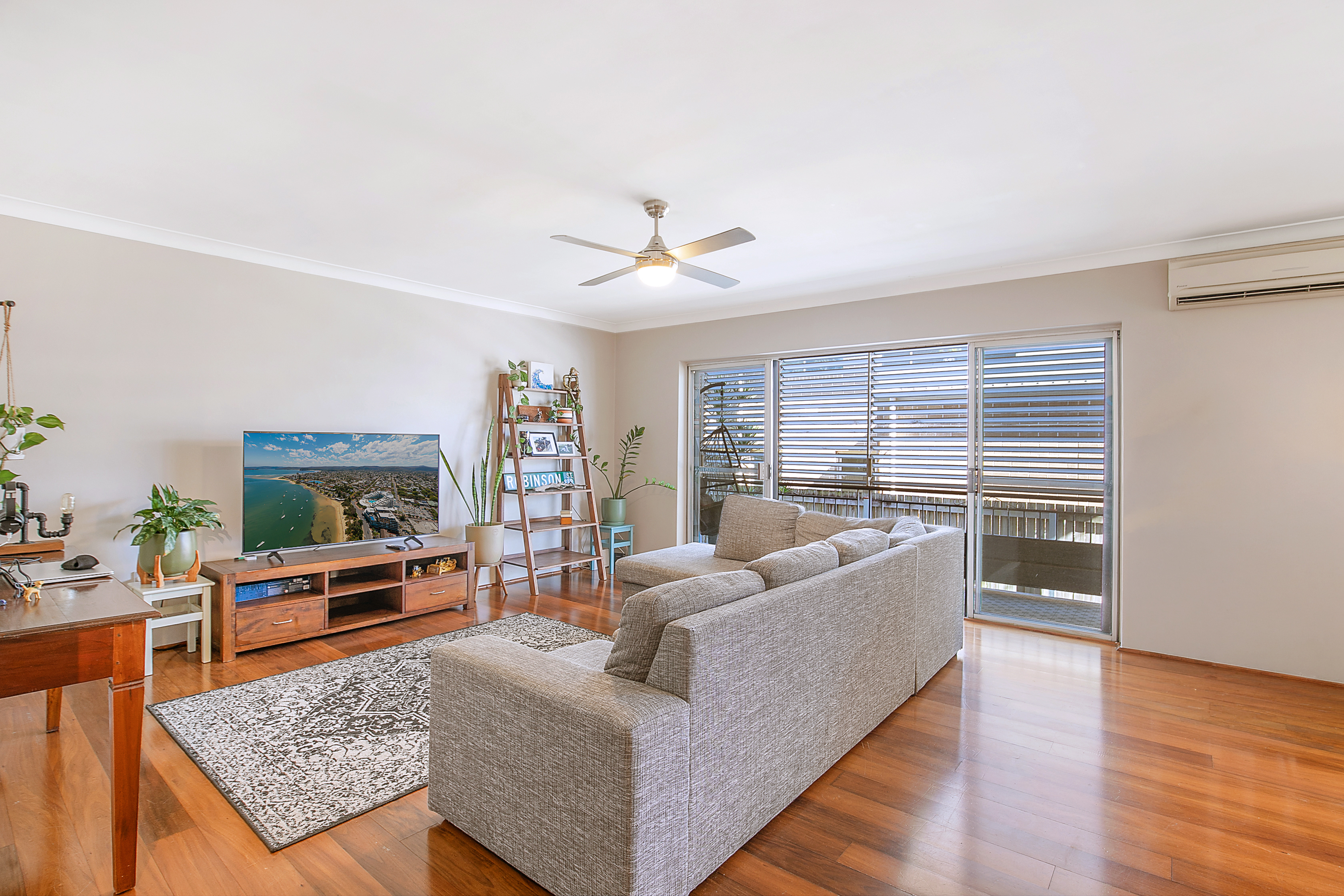 5/117 Chatsworth Road, Coorparoo Sold by Aurora Property - image 3