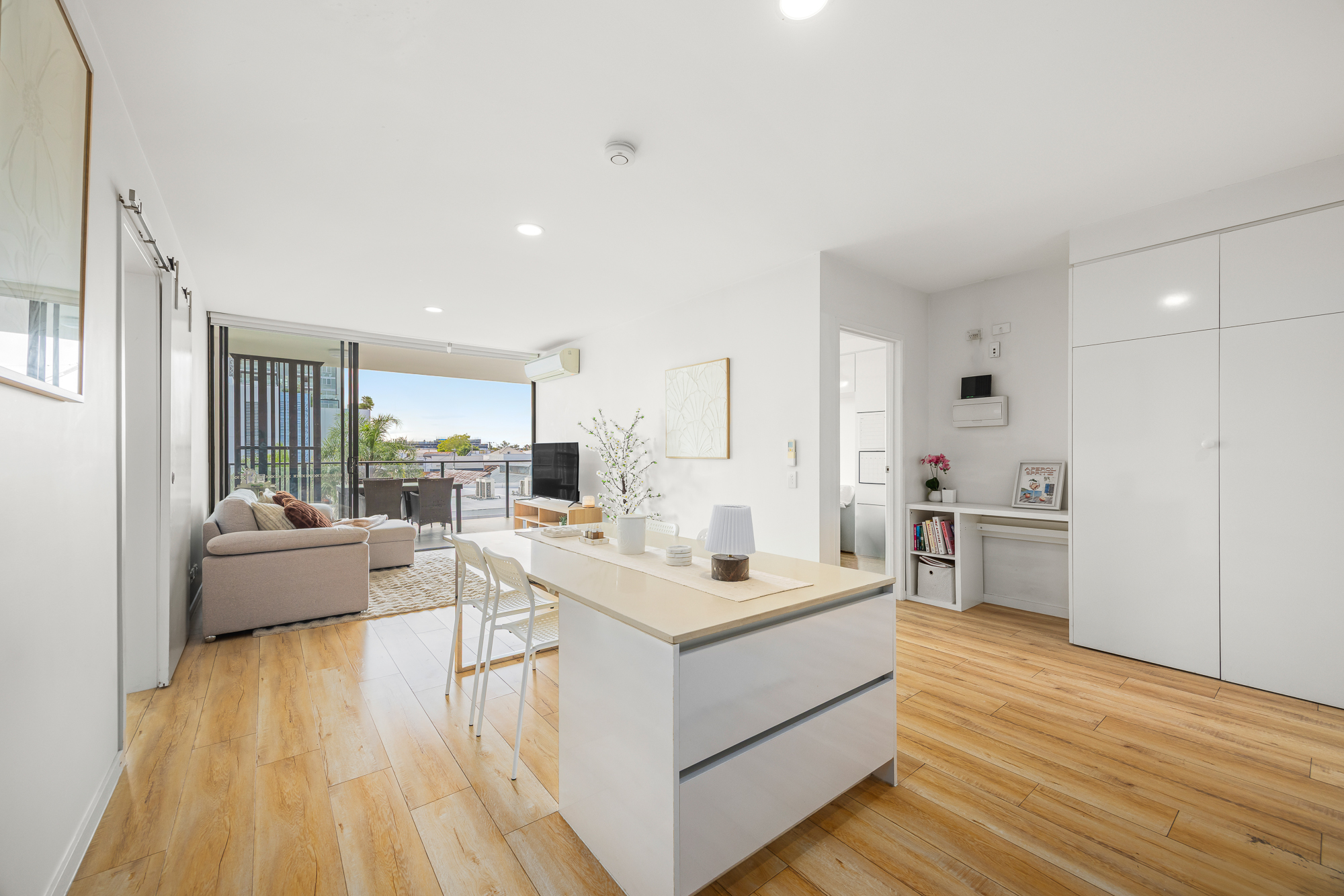 403/21 Nile Street, Woolloongabba For Sale by Aurora Property - image 2
