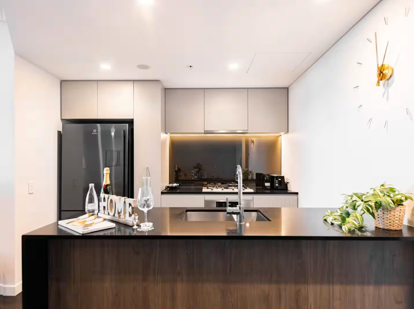 702/8 Adelaide Street, Brisbane City For Sale by Aurora Property - image 9