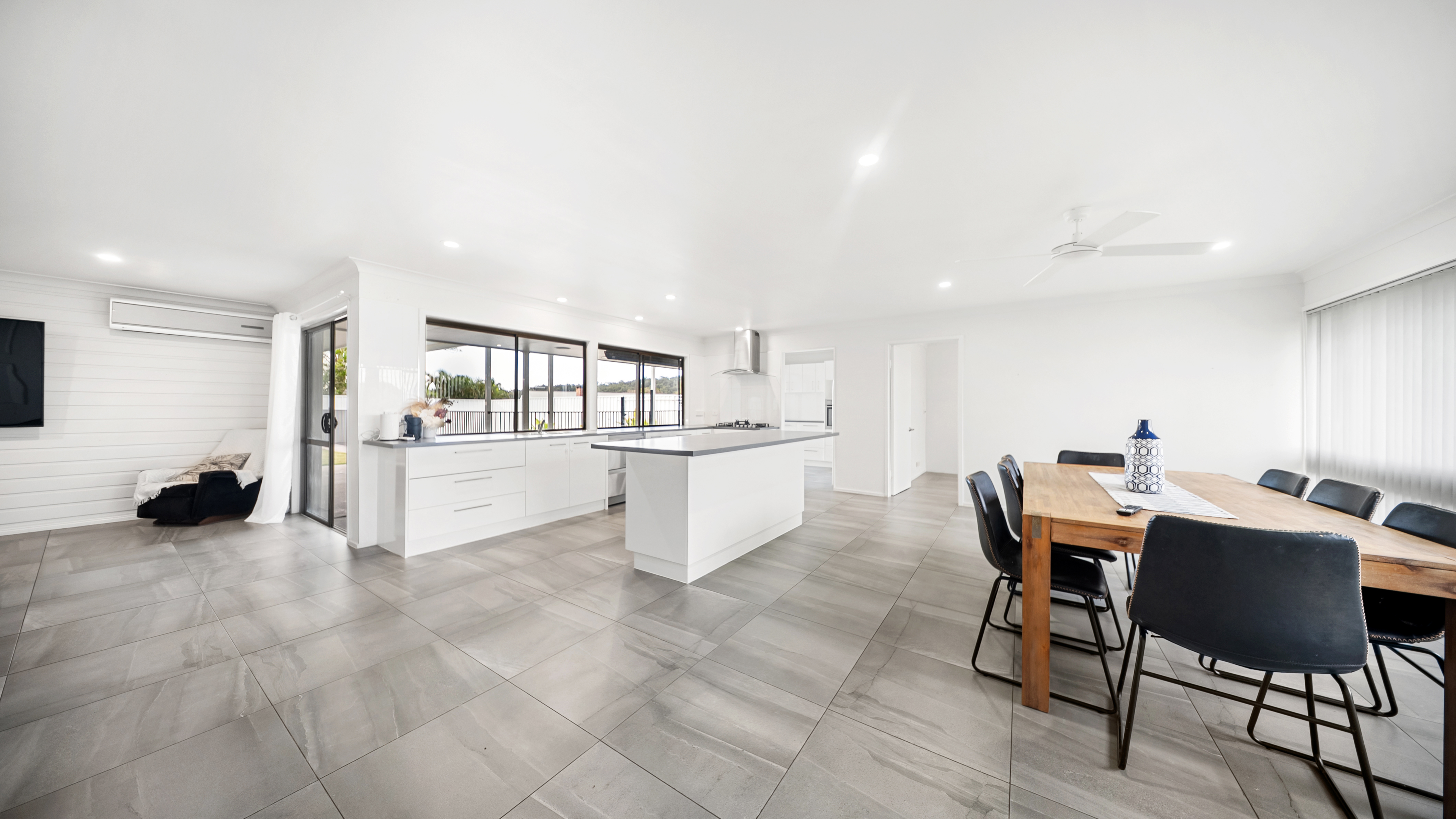 4 Burgallby Road, Springwood For Sale by Aurora Property - image 2