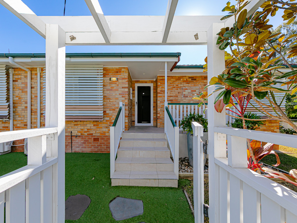 1 Newbery Street, Newmarket For Sale by Aurora Property