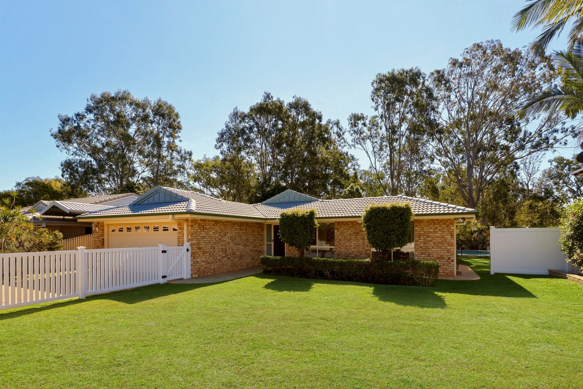 15 Suellen Close, Belmont For Sale by Aurora Property - image 8