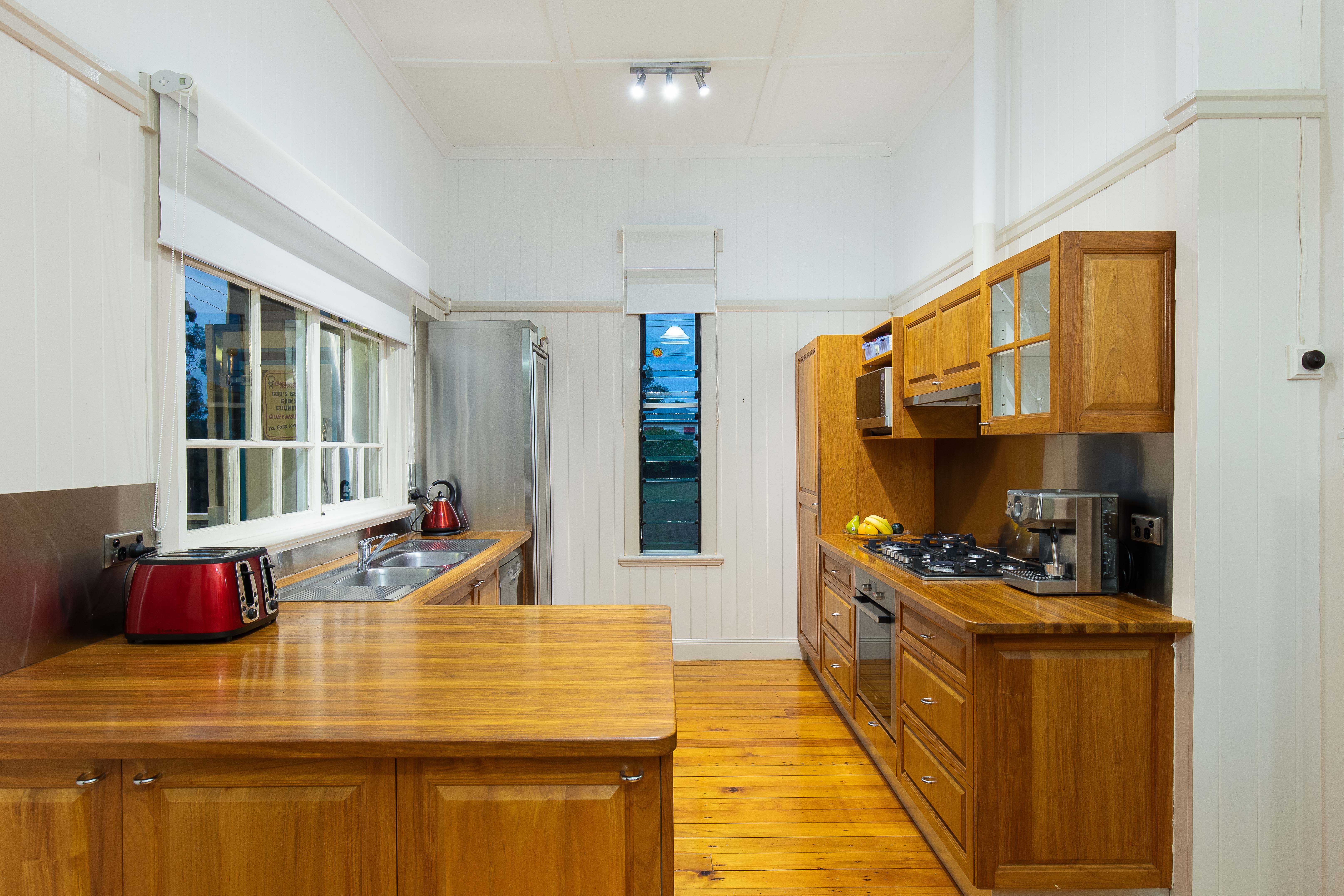 28 Baldwin Street, Bulimba For Sale by Aurora Property - image 8