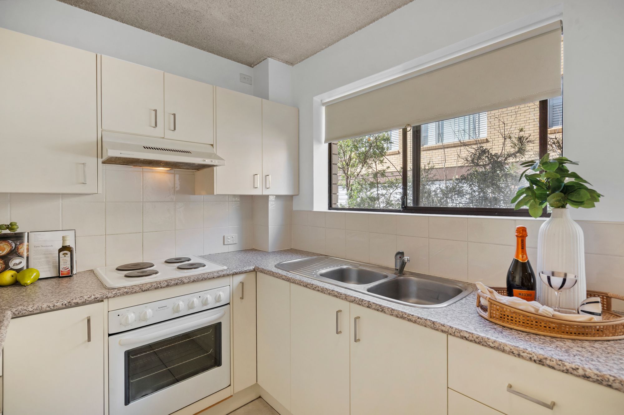 2/17 Kingsford Street, Auchenflower For Sale by Aurora Property - image 7