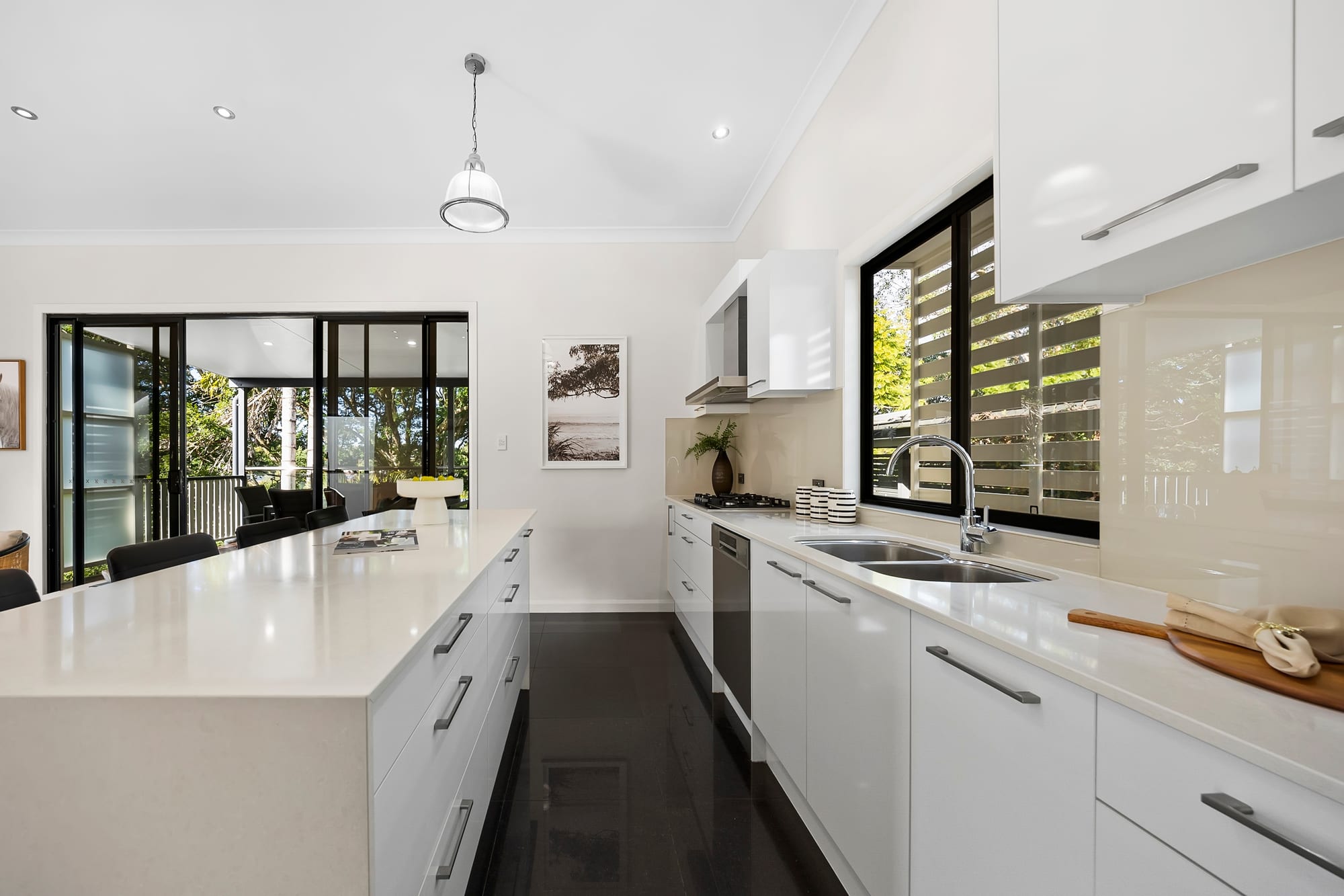 52 Willmington Street, Newmarket, Newmarket - Thumbnail 3