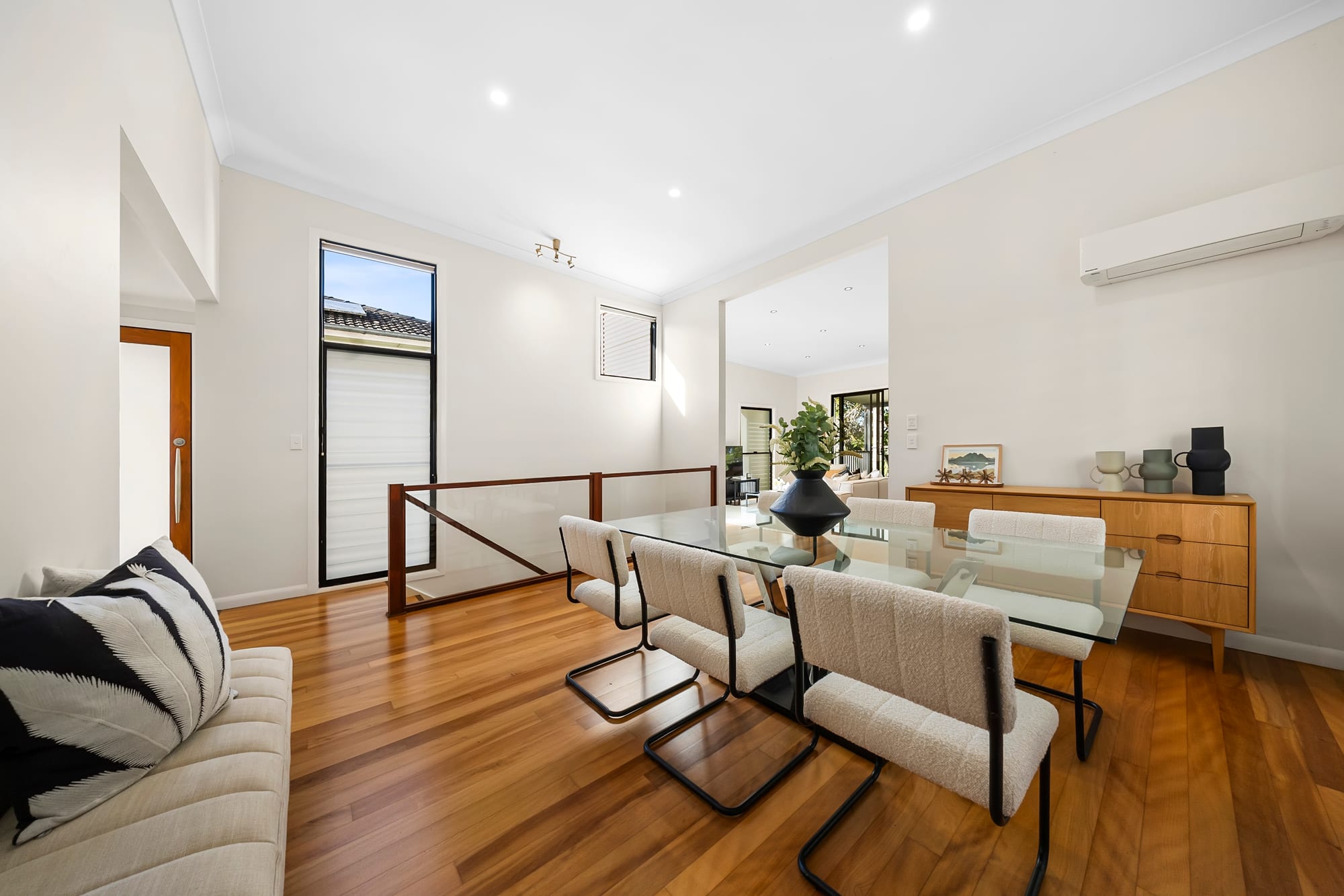 52 Willmington Street, Newmarket, Newmarket - Thumbnail 4