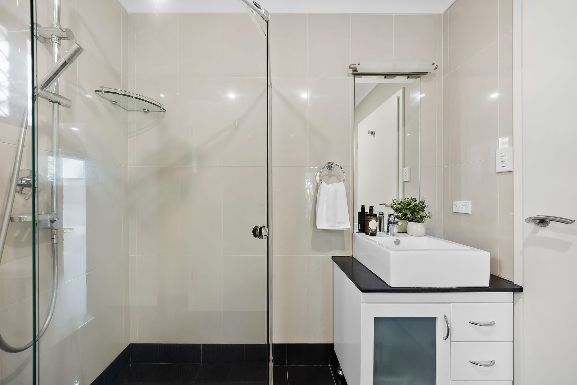 52 Willmington Street, Newmarket For Sale by Aurora Property - image 10