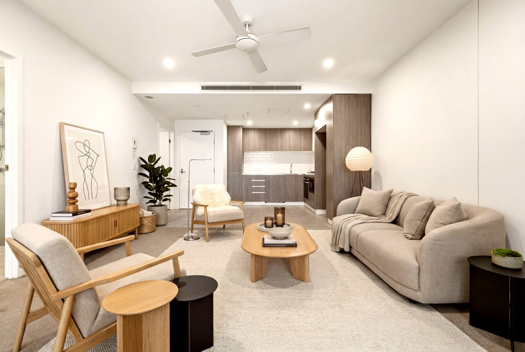 11009/7 Wharf Street, Hamilton Sold by Aurora Property - image 2