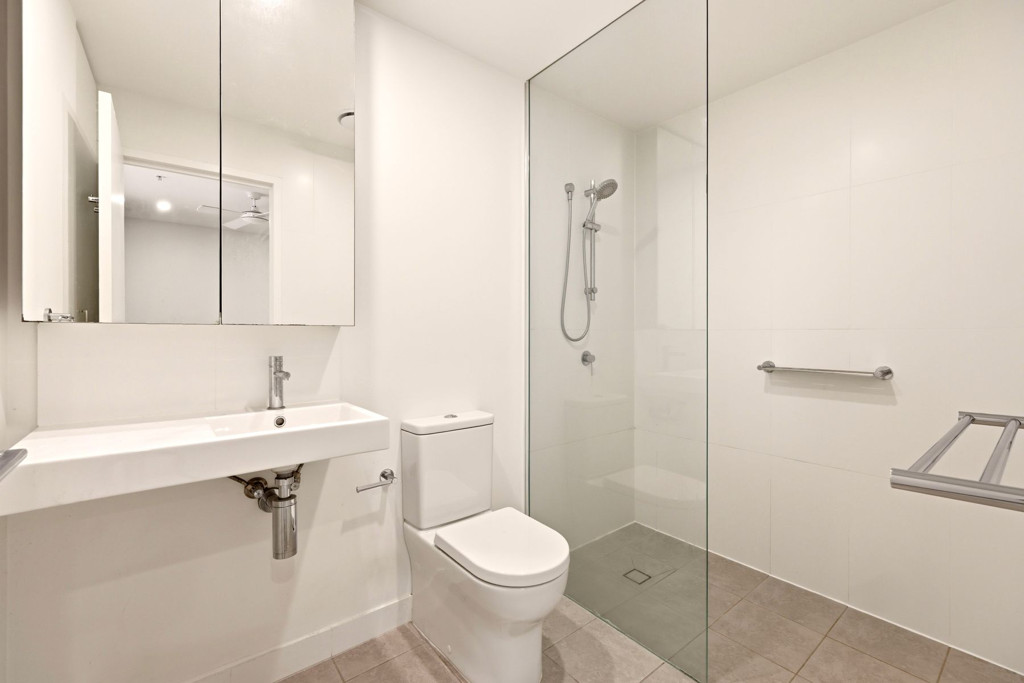 11009/7 Wharf Street, Hamilton Sold by Aurora Property - image 5