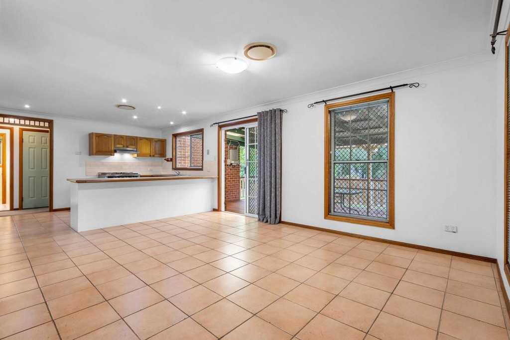 162A Birdwood Road, Holland Park West For Sale by Aurora Property - image 6