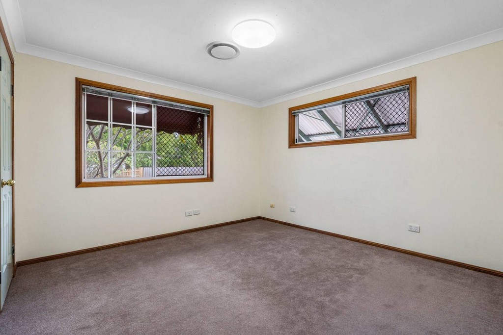 162A Birdwood Road, Holland Park West For Sale by Aurora Property - image 12