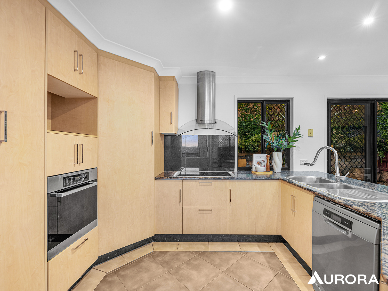 39 Hannah Street, Mount Ommaney For Sale by Aurora Property - image 9
