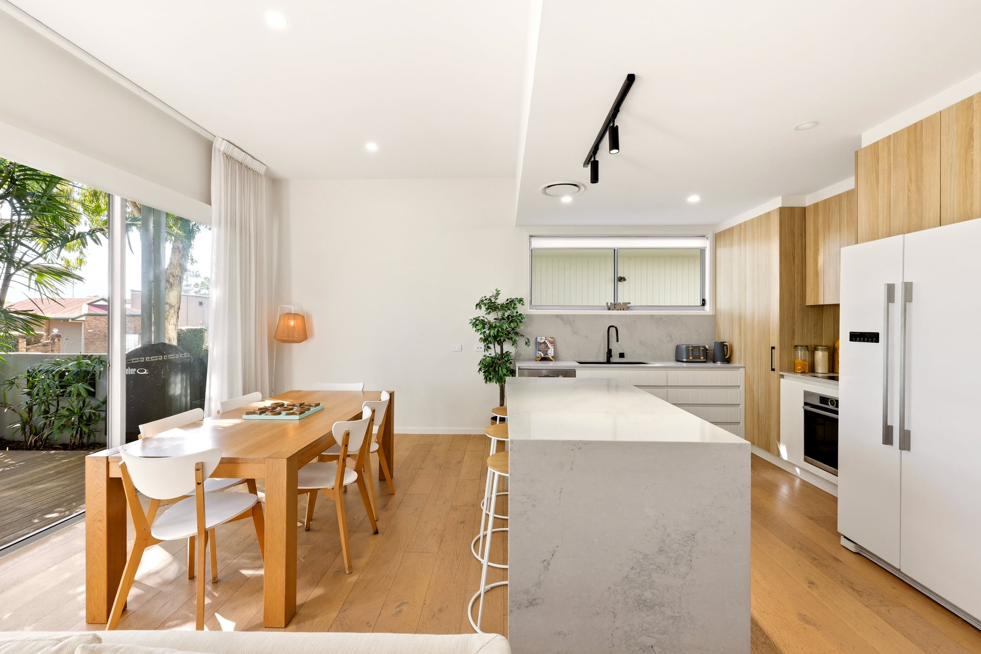 56 Dutton Street, Hawthorne For Sale by Aurora Property - image 5