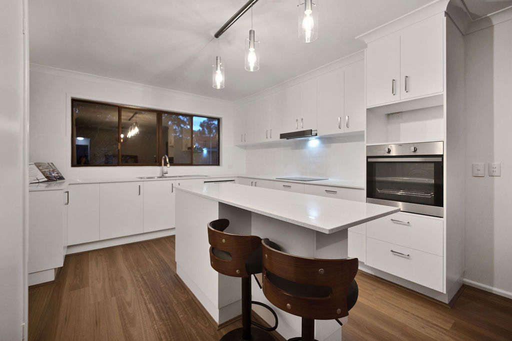 42 Cadogan Street, Carindale For Sale by Aurora Property - image 3