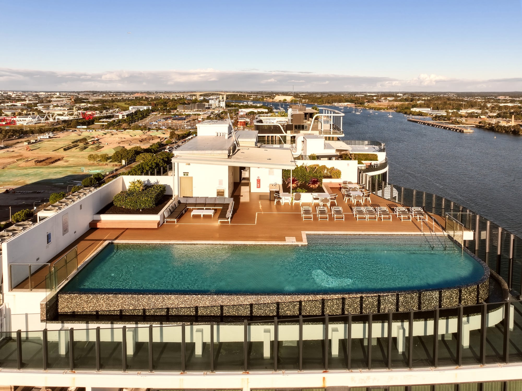 11205/7 Wharf Street, Hamilton Auction by Aurora Property - image 4
