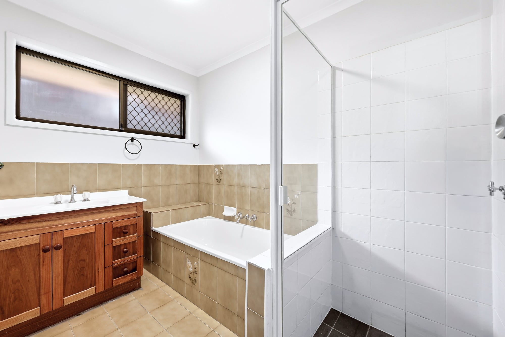 3 Weekes Road, Carindale For Sale by Aurora Property - image 12