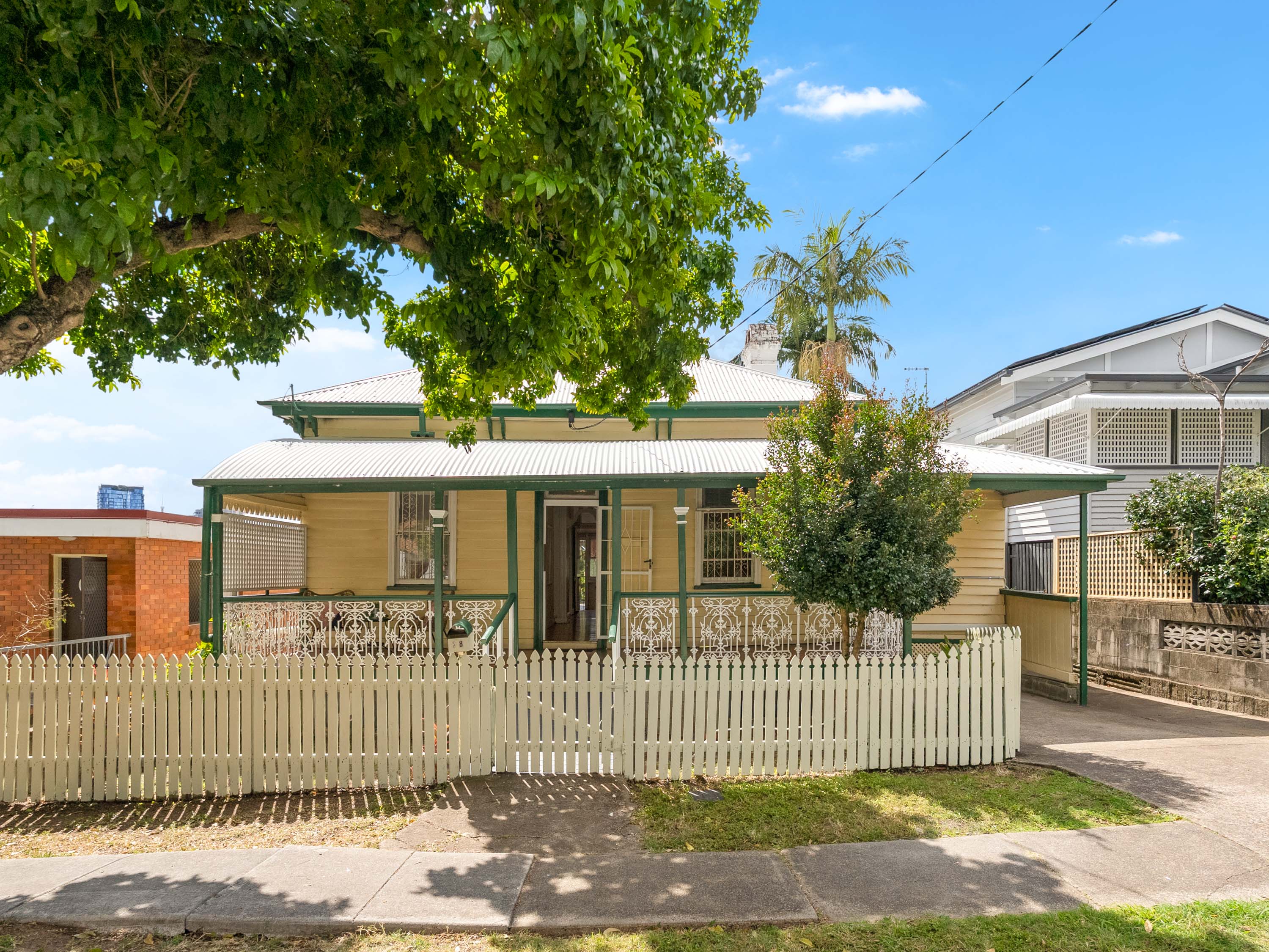 28 Westbourne Street, Highgate Hill For Sale by Aurora Property - image 2