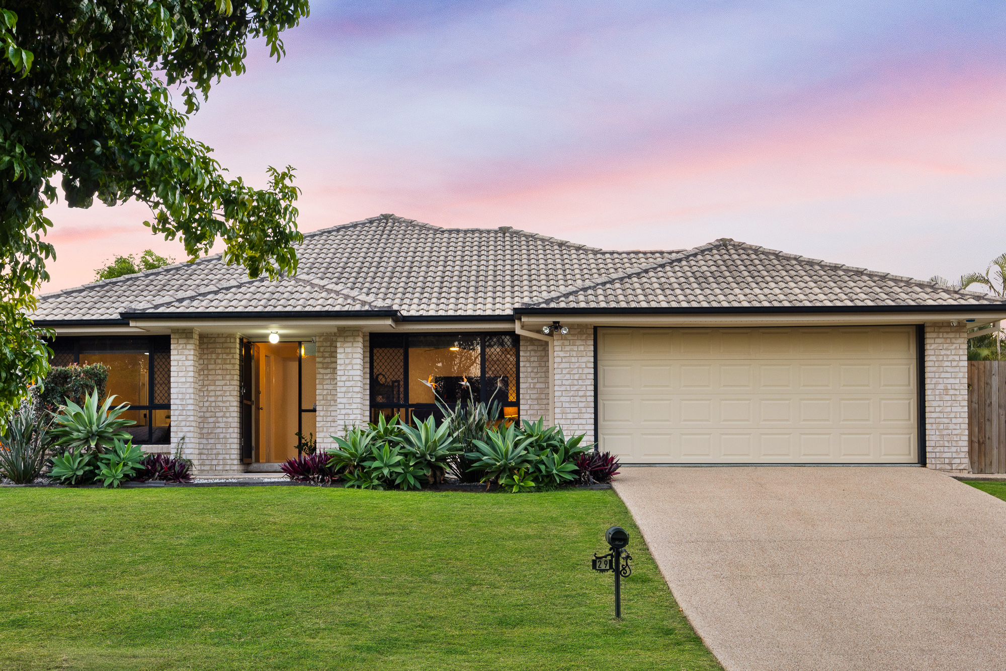 29 Links Crescent, Joyner