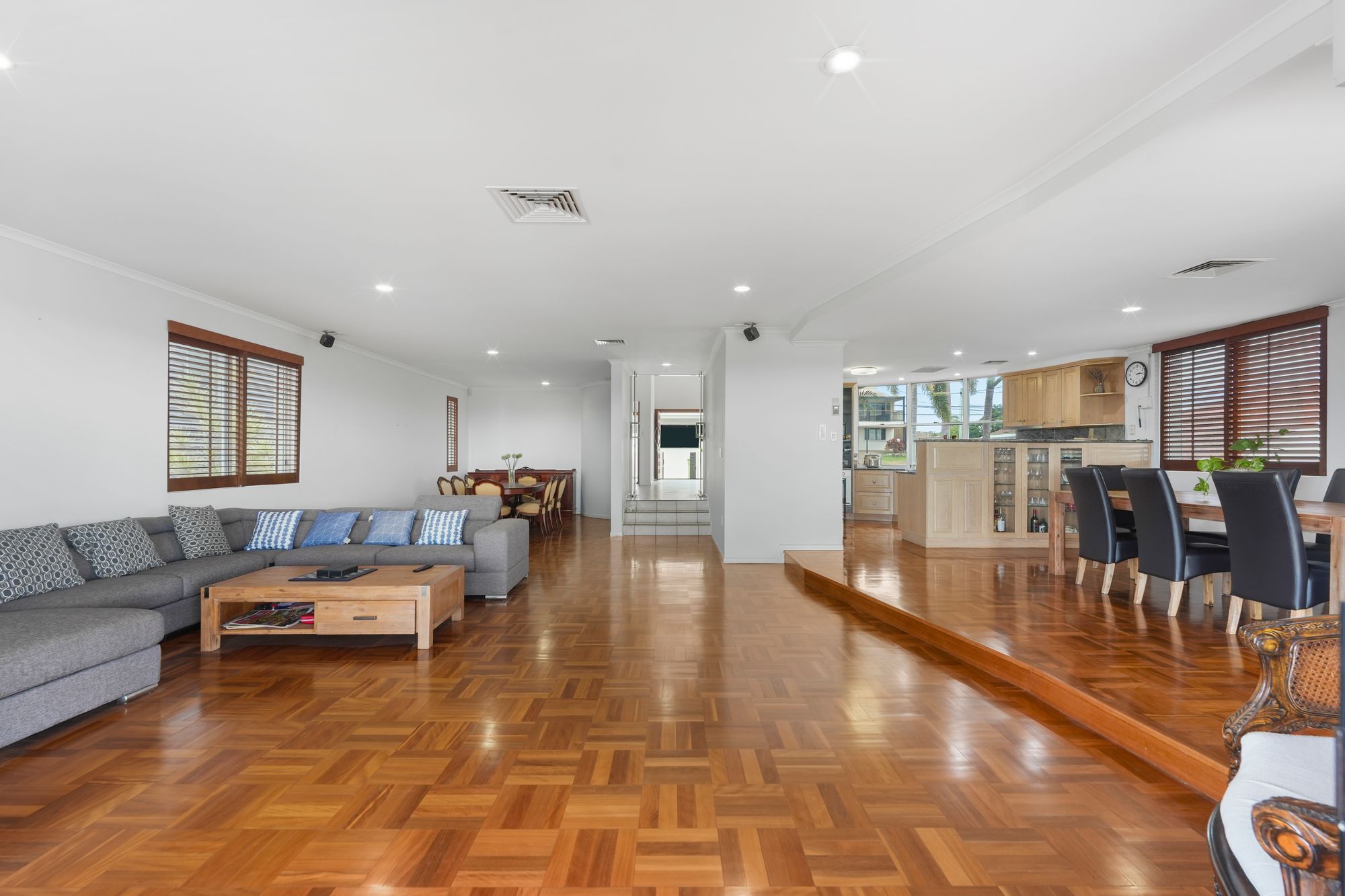 12 Kneale Street, Holland Park West For Sale by Aurora Property - image 7