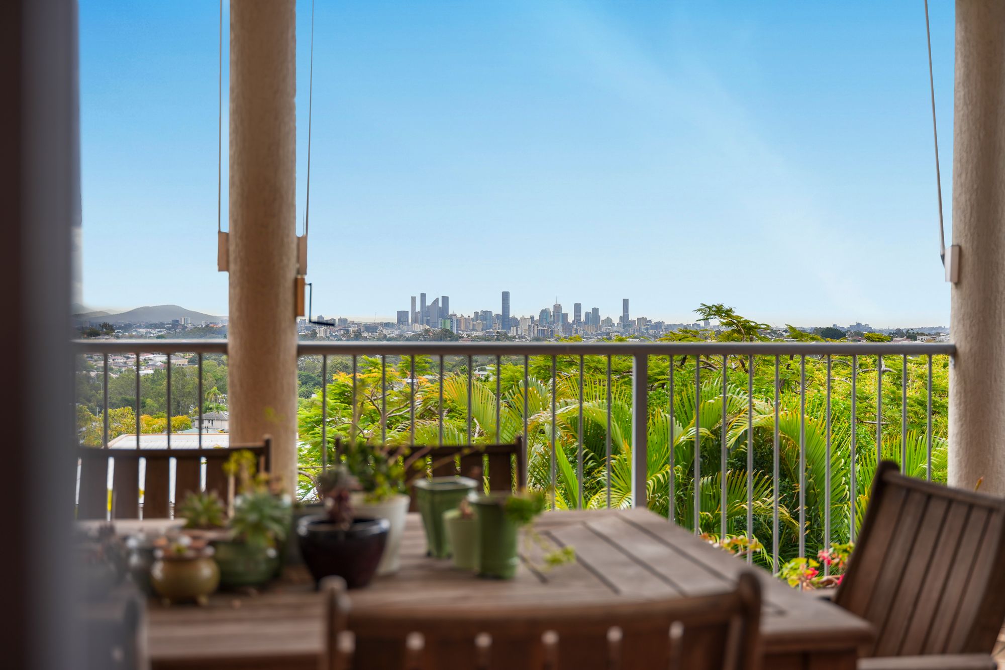 12 Kneale Street, Holland Park West For Sale by Aurora Property