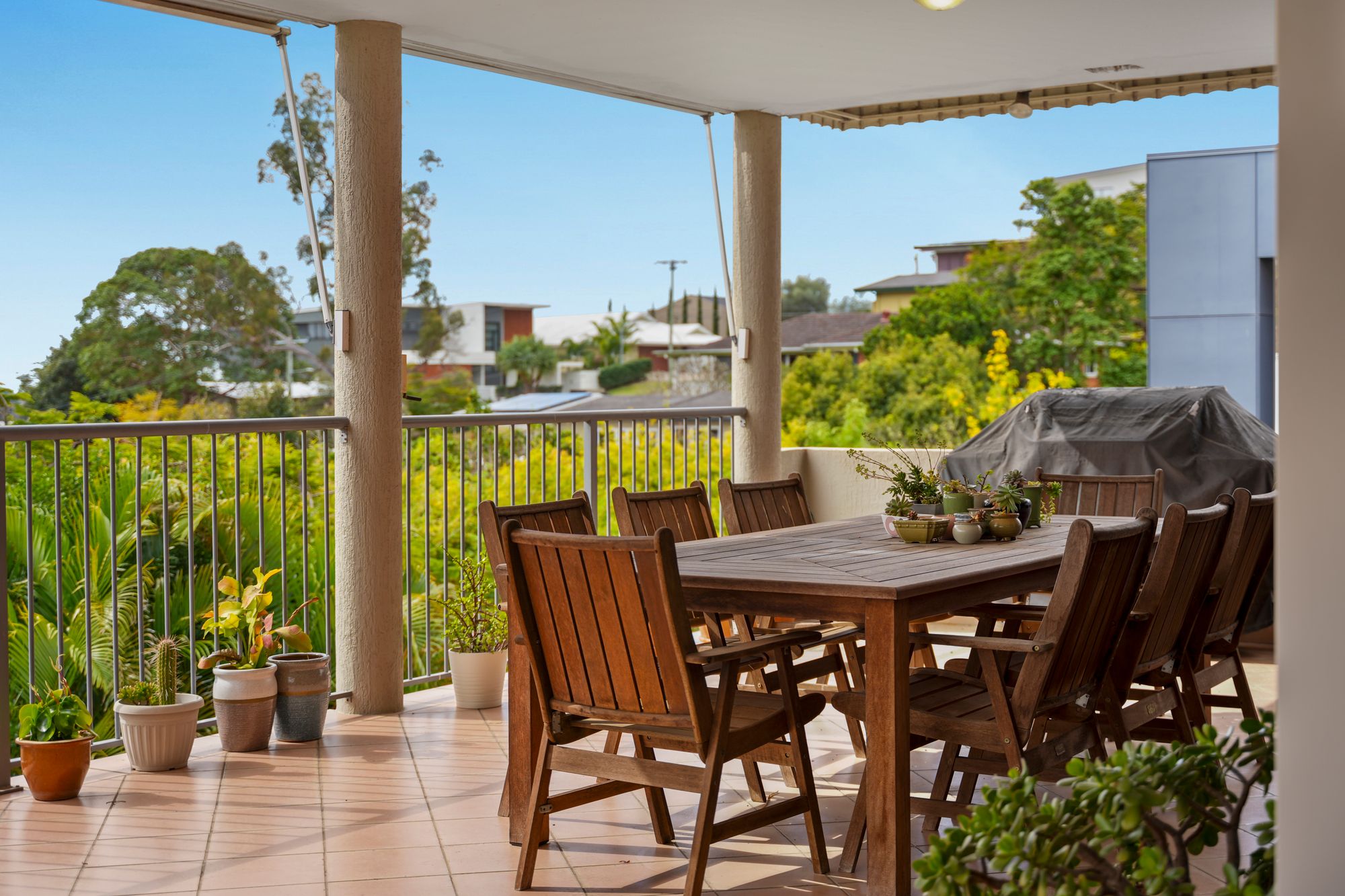 12 Kneale Street, Holland Park West For Sale by Aurora Property - image 10