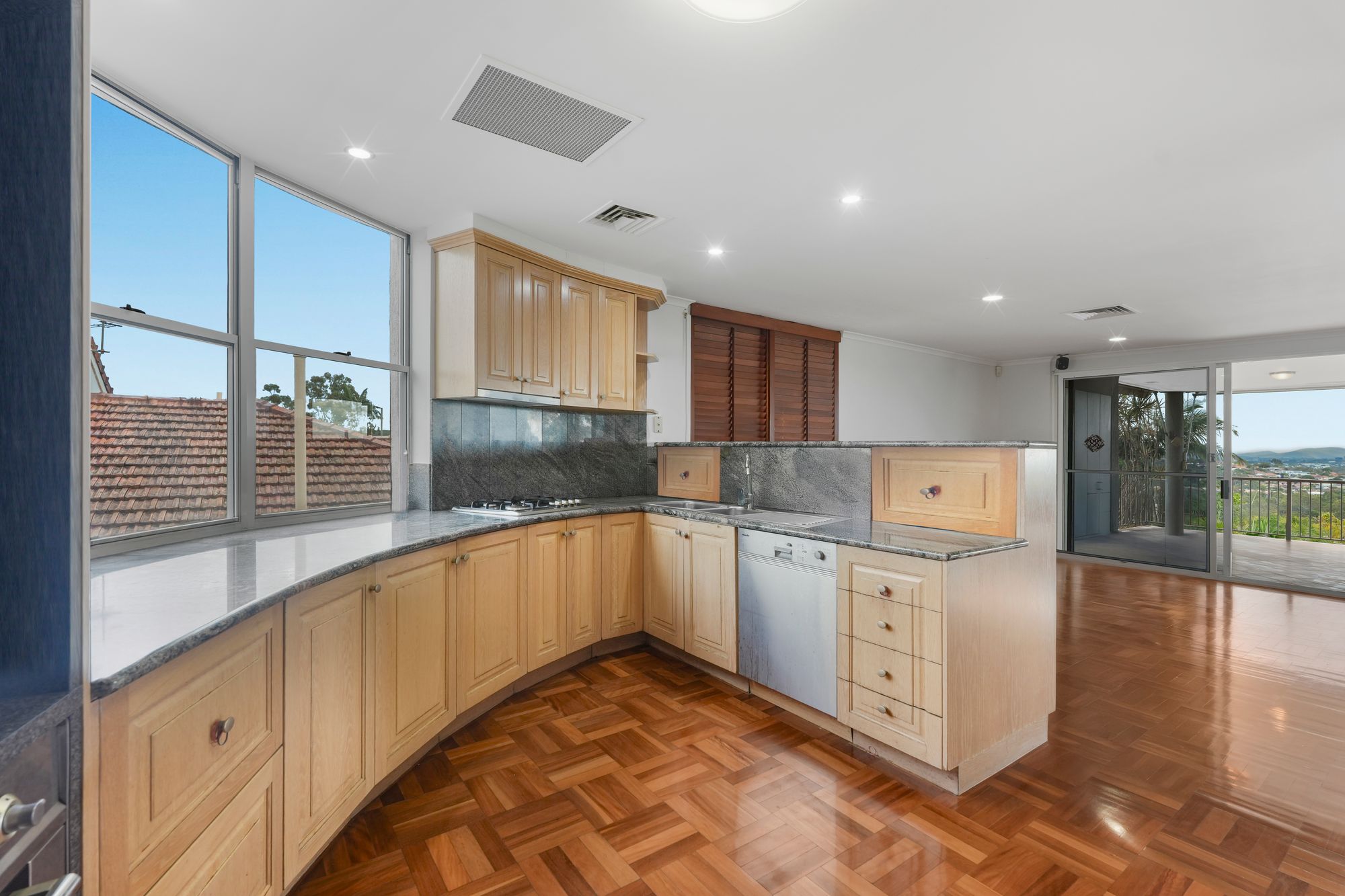 12 Kneale Street, Holland Park West For Sale by Aurora Property - image 25