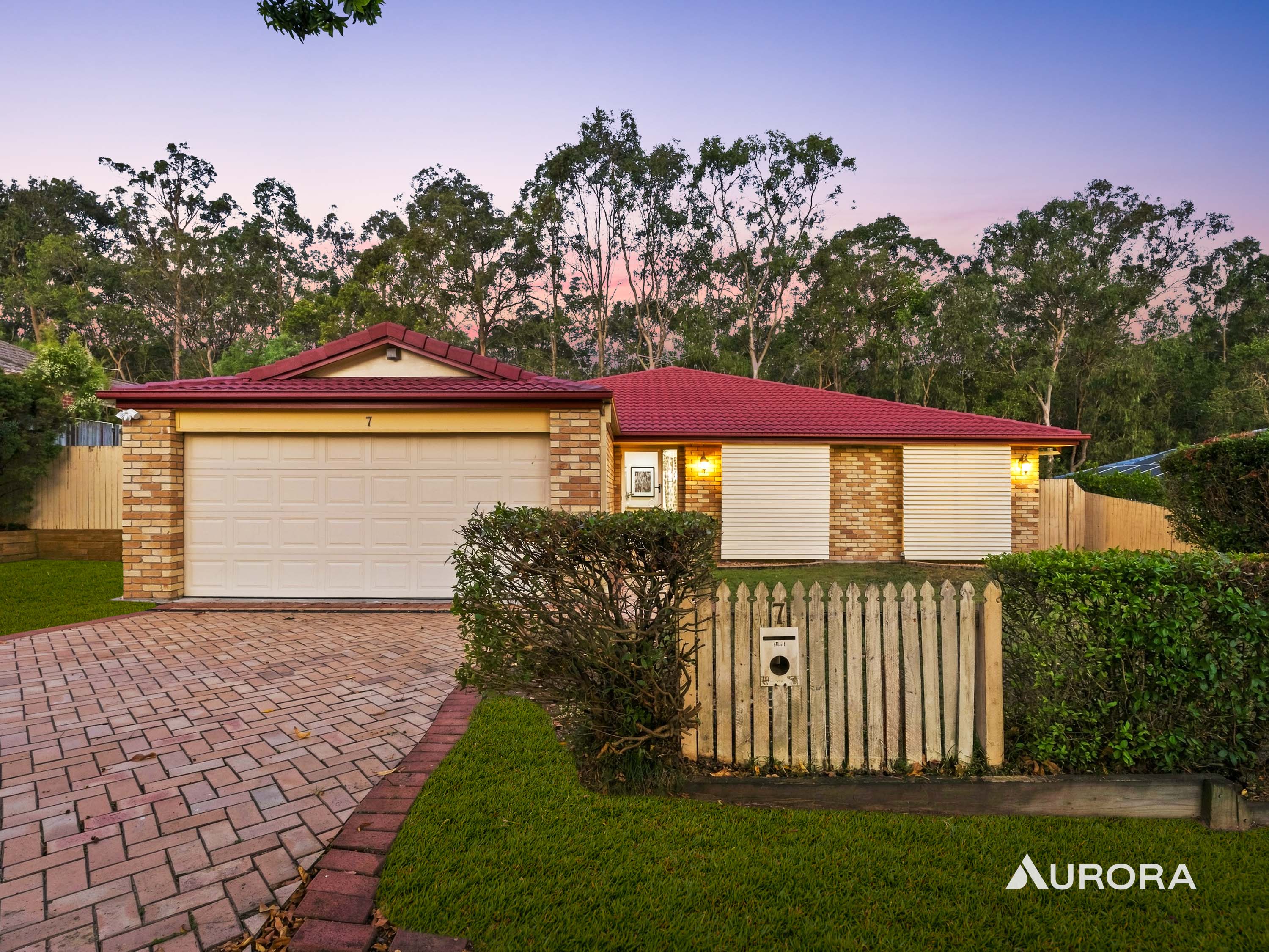 7 Mirima Place, Parkinson For Sale by Aurora Property