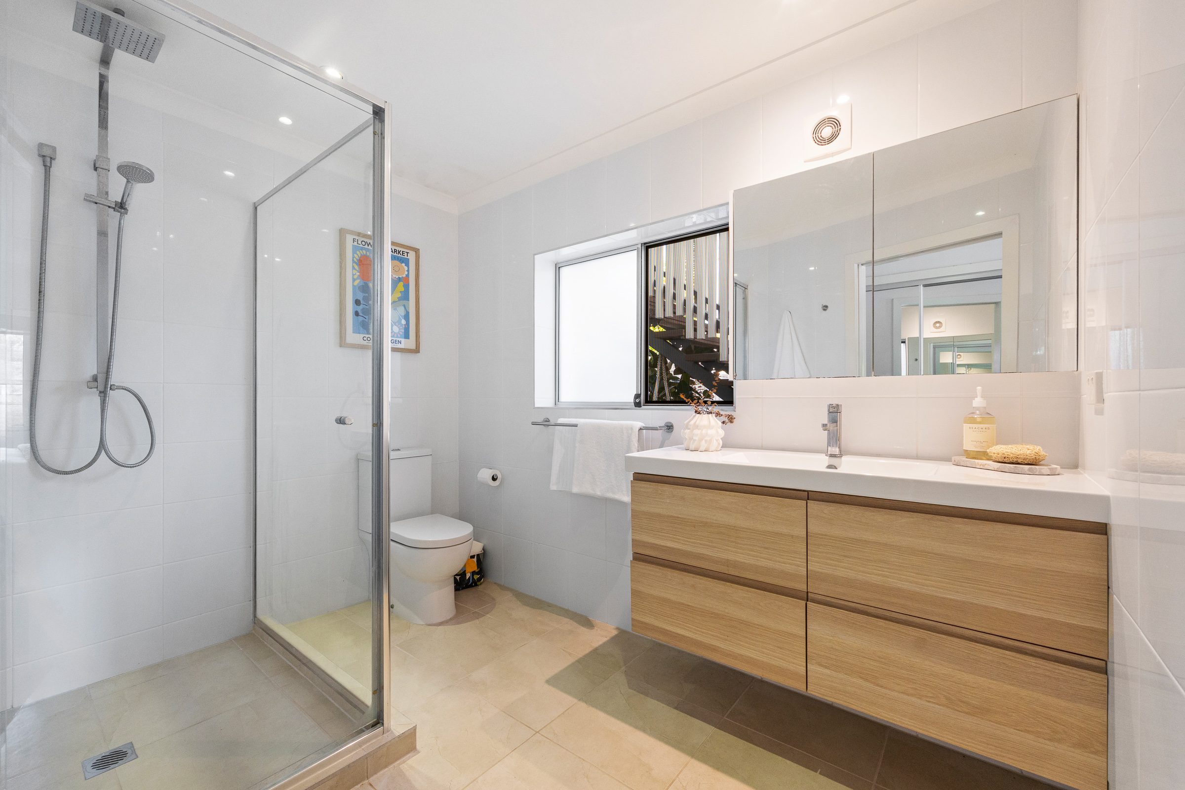 9 Biran Street, Coorparoo For Sale by Aurora Property - image 11