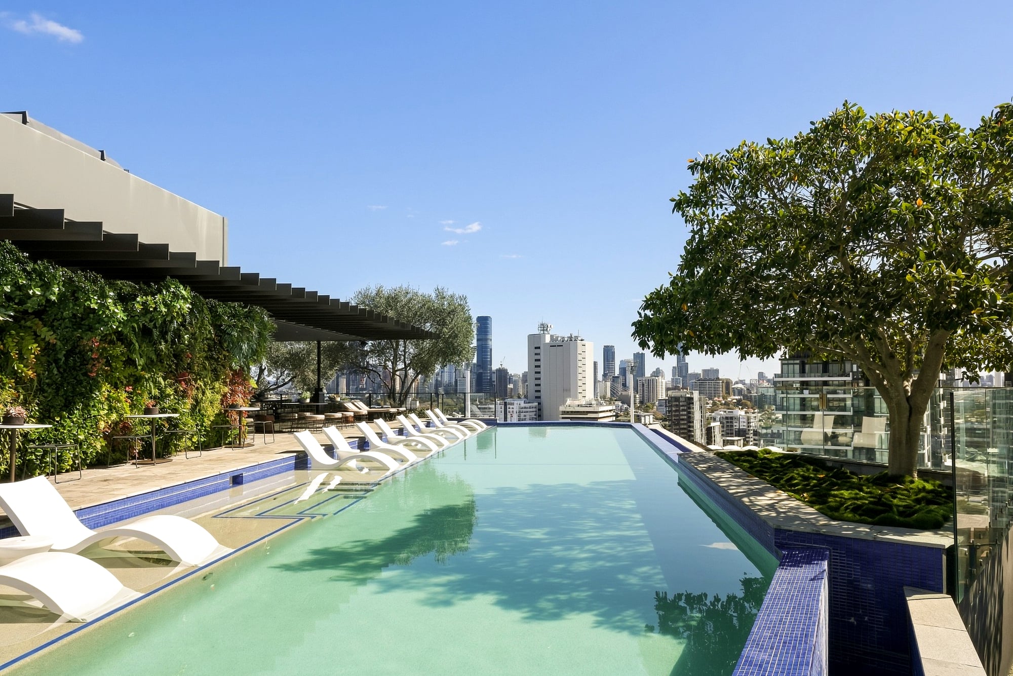 905/62 Logan Road, Woolloongabba For Sale by Aurora Property - image 2