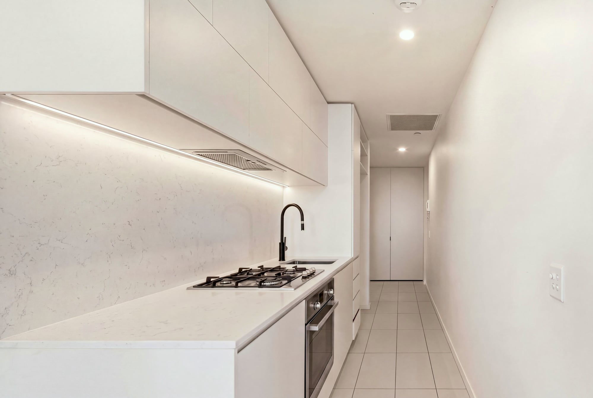 905/62 Logan Road, Woolloongabba For Sale by Aurora Property - image 4
