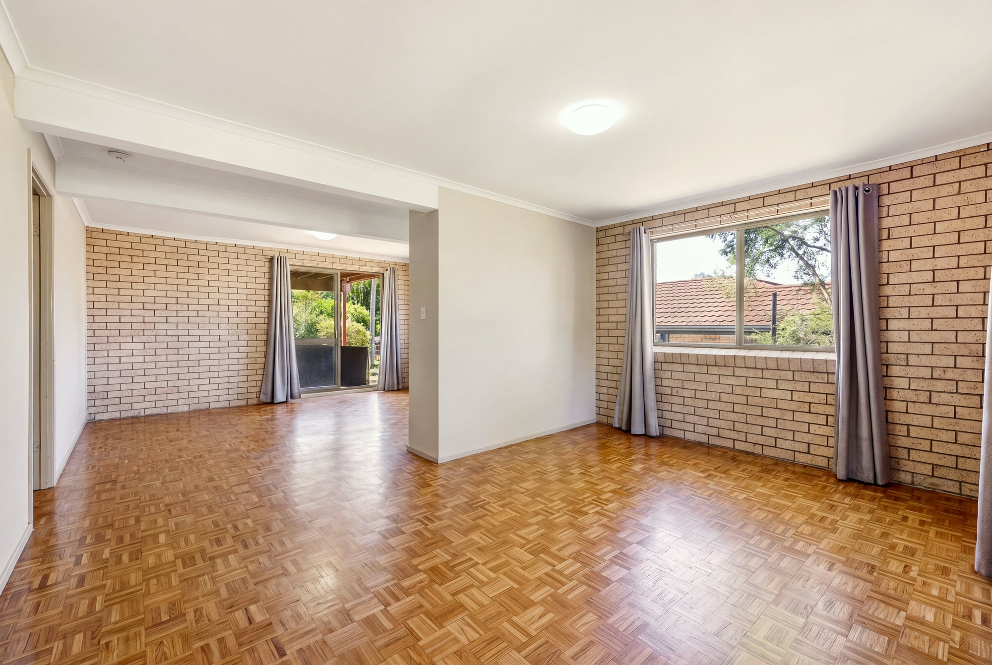 5 Whitecastle Street, Carindale Auction by Aurora Property - image 10