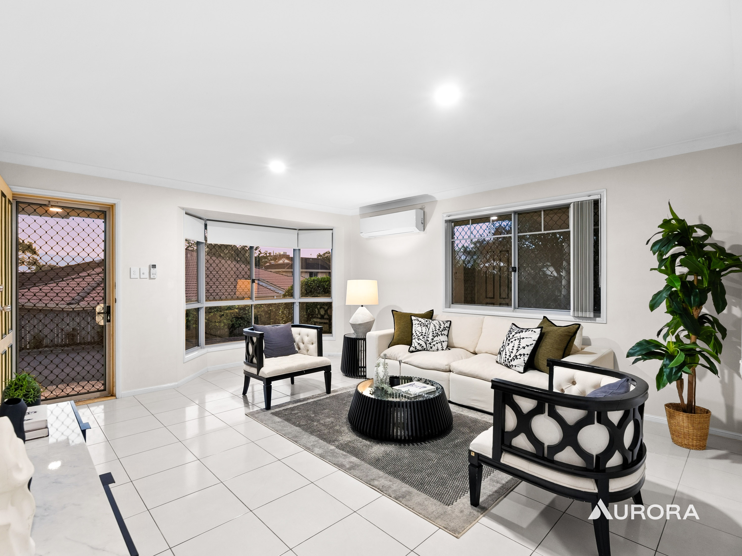 17/10 Lawrence Close, Robertson Auction by Aurora Property - image 3