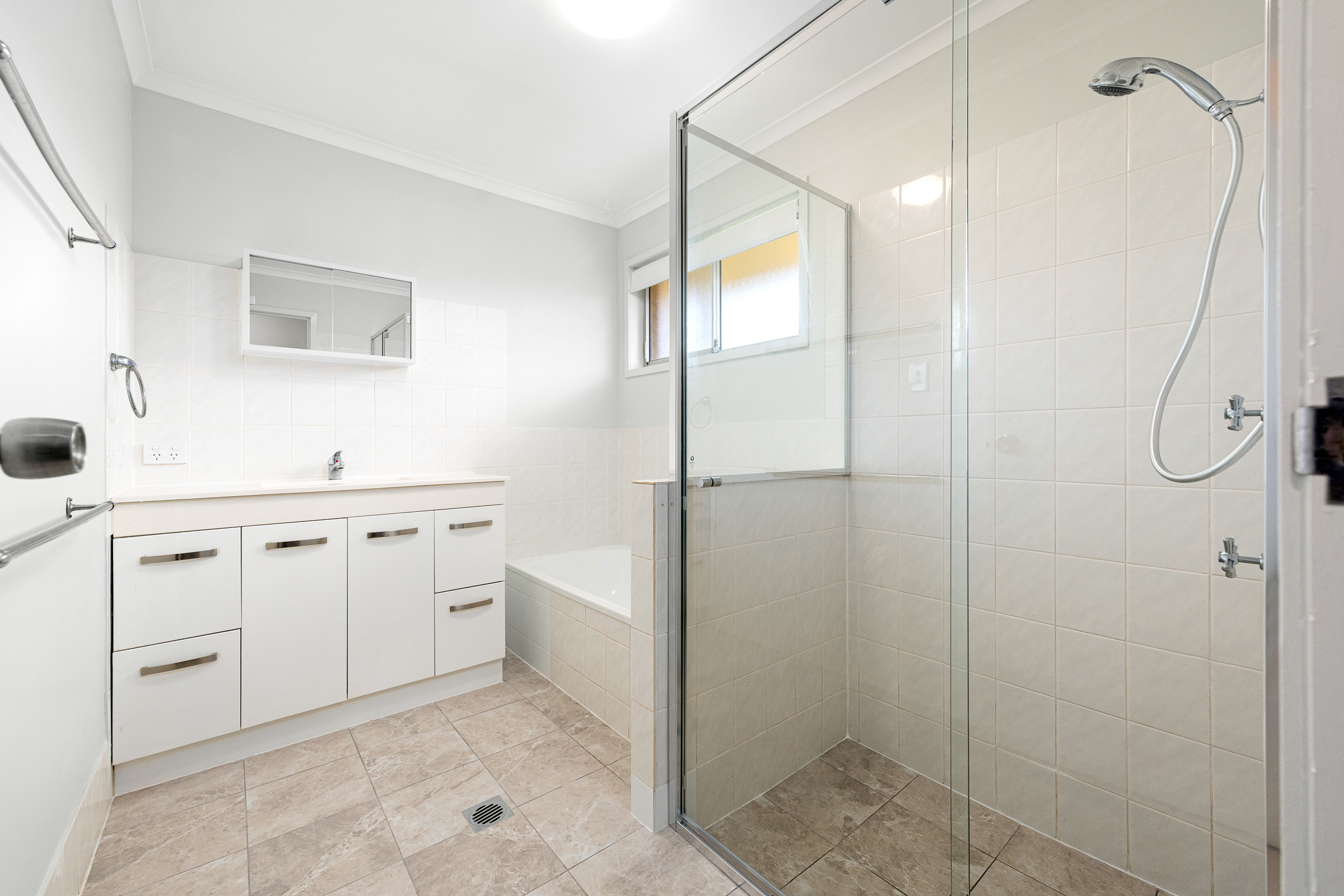 107 Bridgnorth Street, Carindale For Sale by Aurora Property - image 10