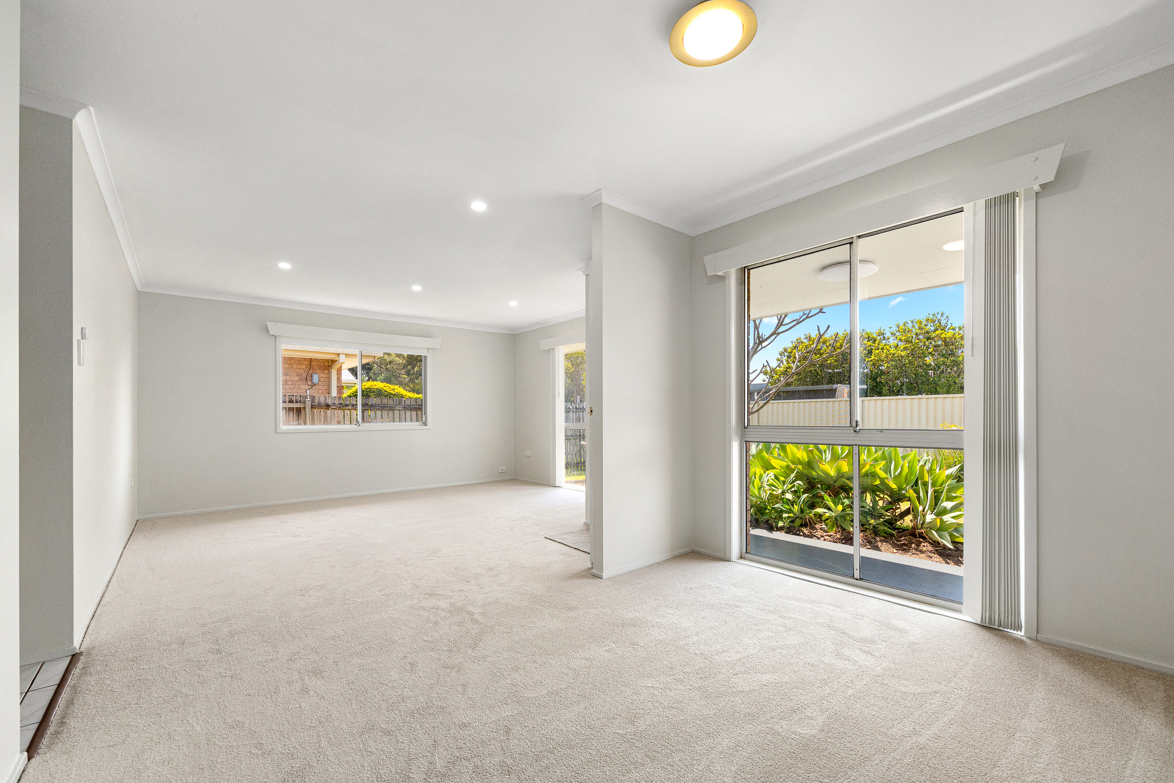107 Bridgnorth Street, Carindale For Sale by Aurora Property - image 7