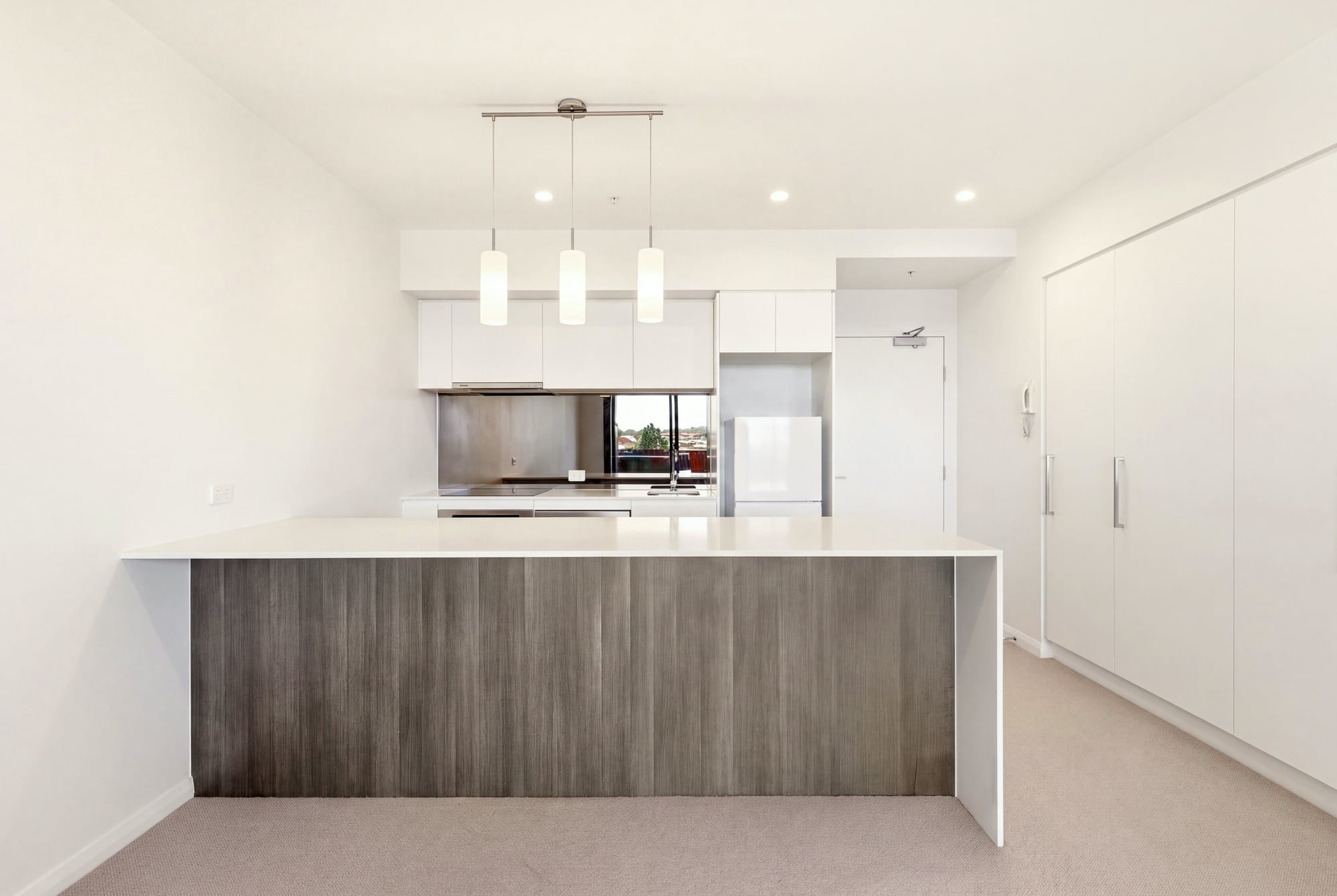 10808/300 Old Cleveland Road, Coorparoo For Sale by Aurora Property - image 4
