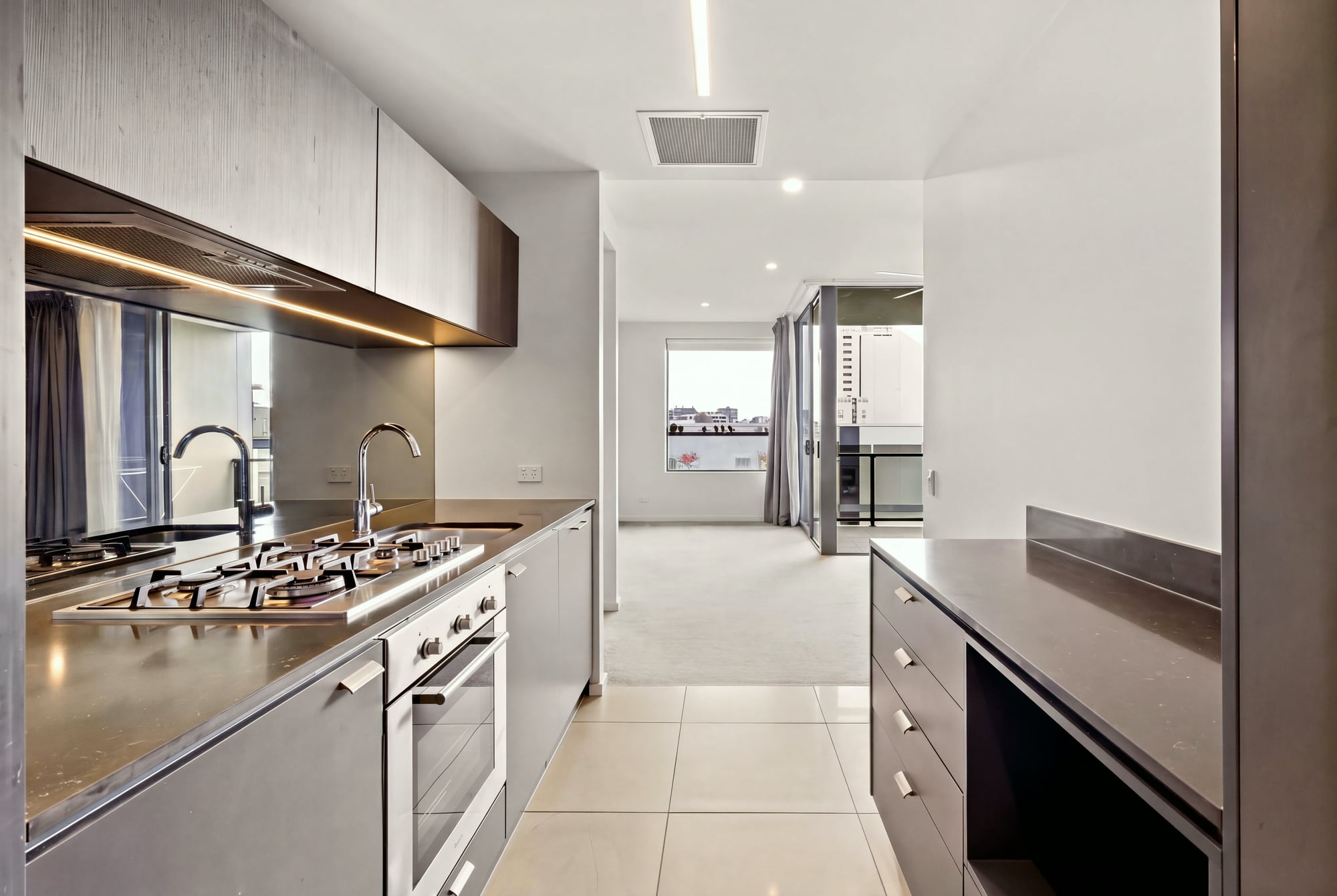 703/17 Gibbon Street, Woolloongabba For Sale by Aurora Property - image 6