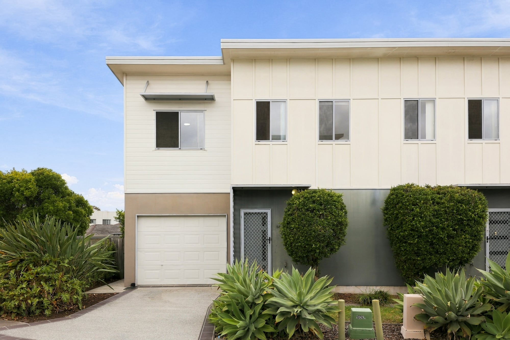 34/1-5 Cascade Drive, Underwood For Sale by Aurora Property - image 24