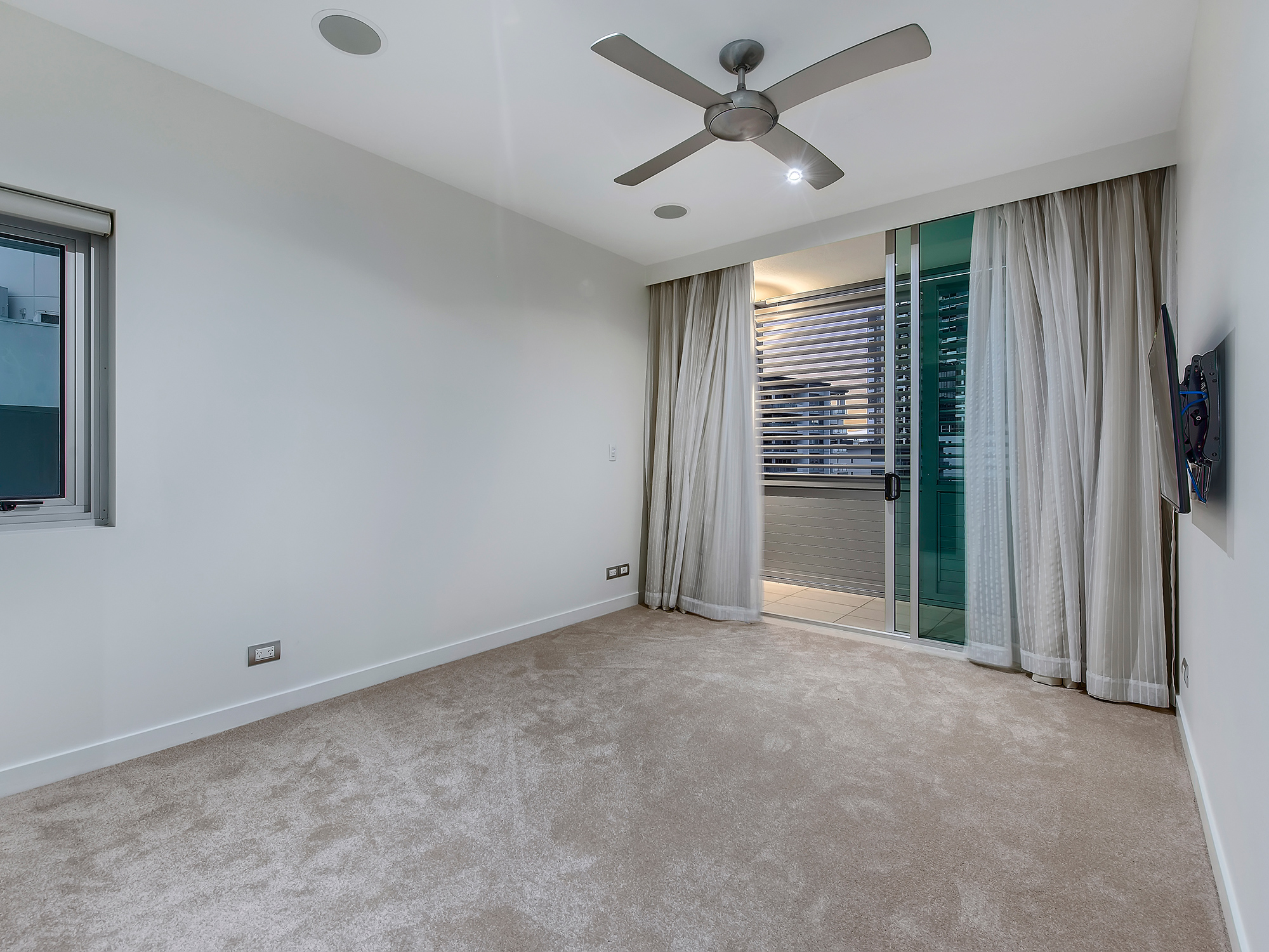 32/205 Coronation Drive, Milton For Sale by Aurora Property - image 23