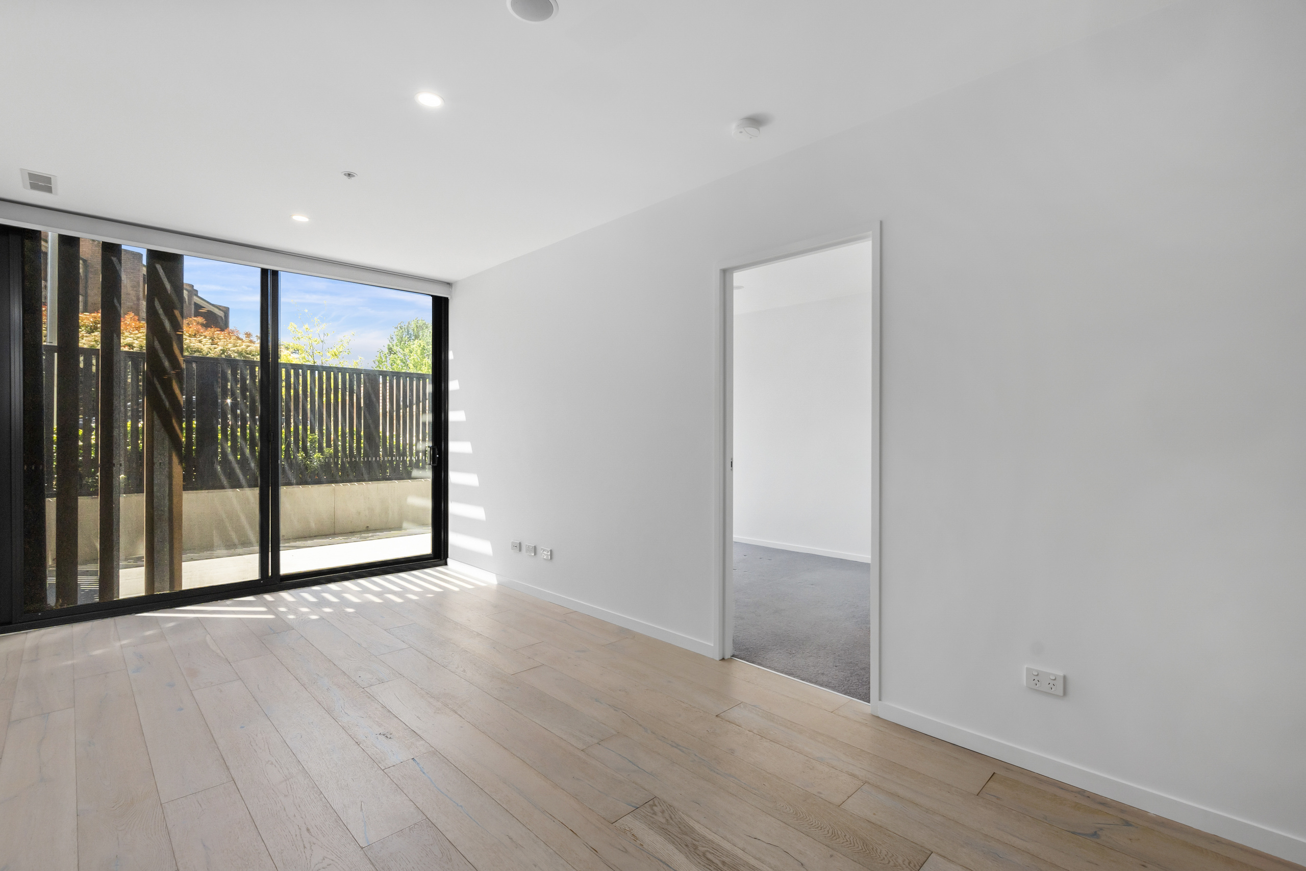 Modern 1 Bedroom Apartment in Metropol 3
